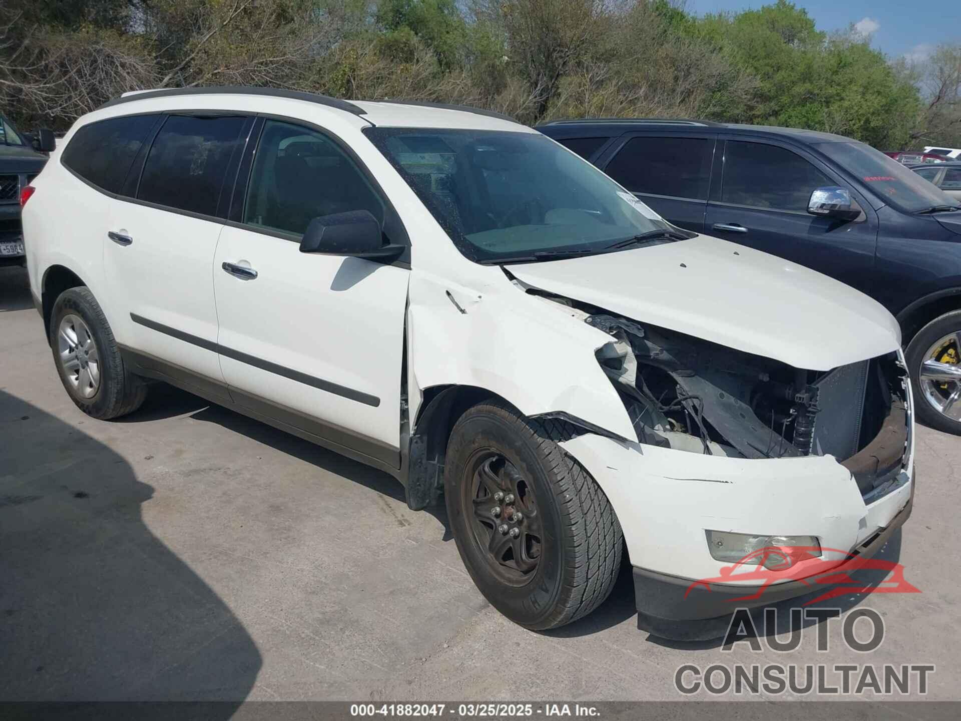 CHEVROLET TRAVERSE 2012 - 1GNKRFED5CJ381475