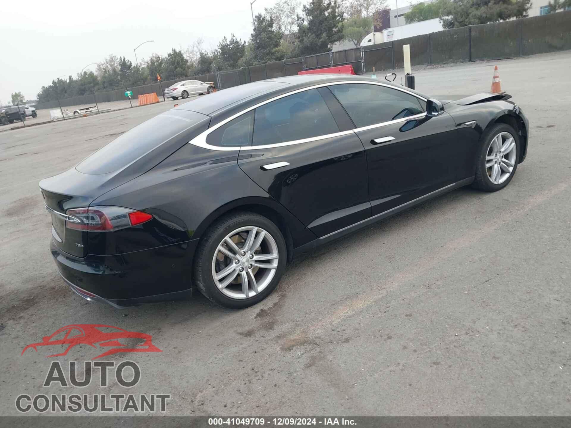 TESLA MODEL S 2015 - 5YJSA1S25FF088435