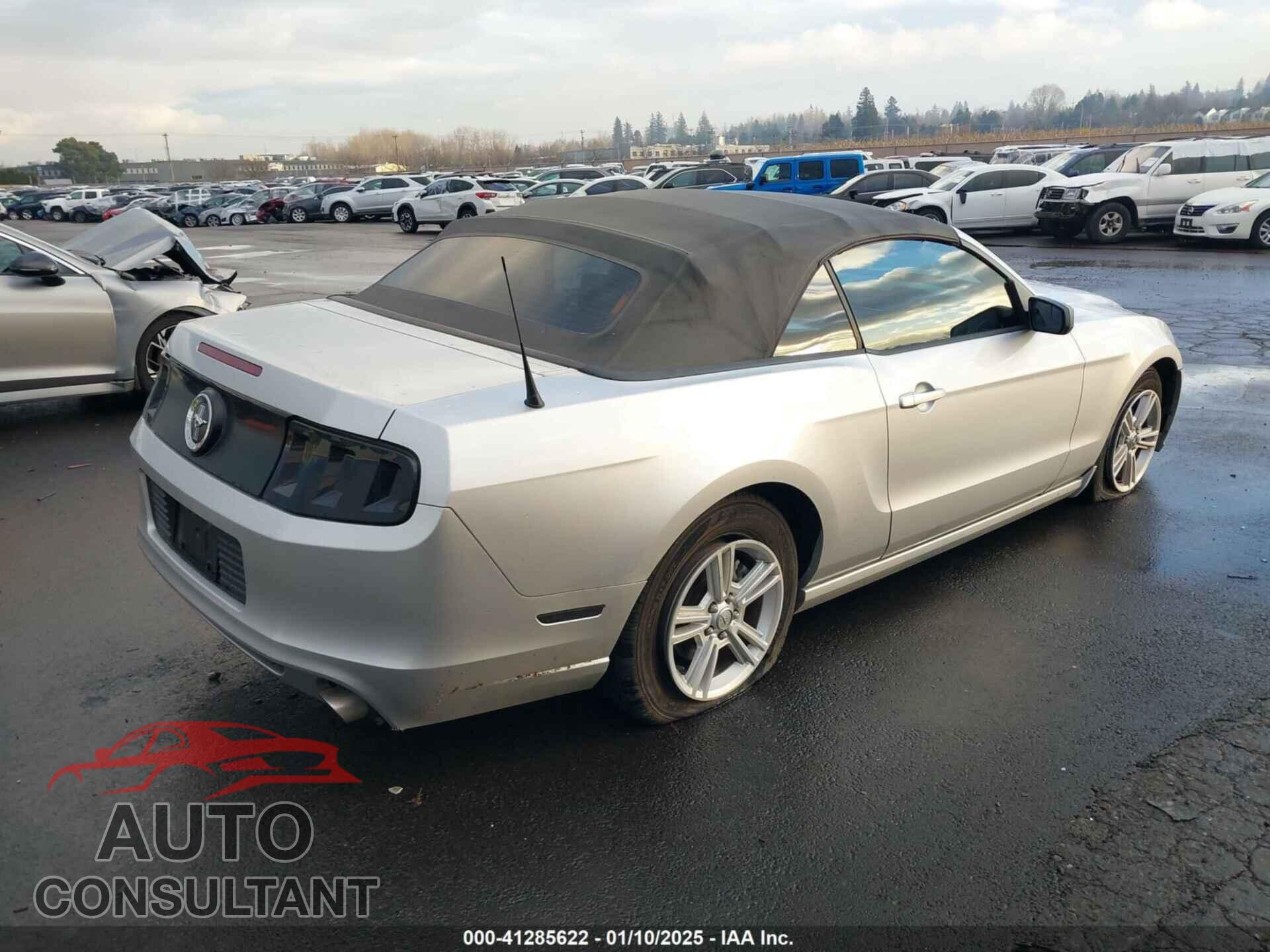 FORD MUSTANG 2014 - 1ZVBP8EM4E5234101