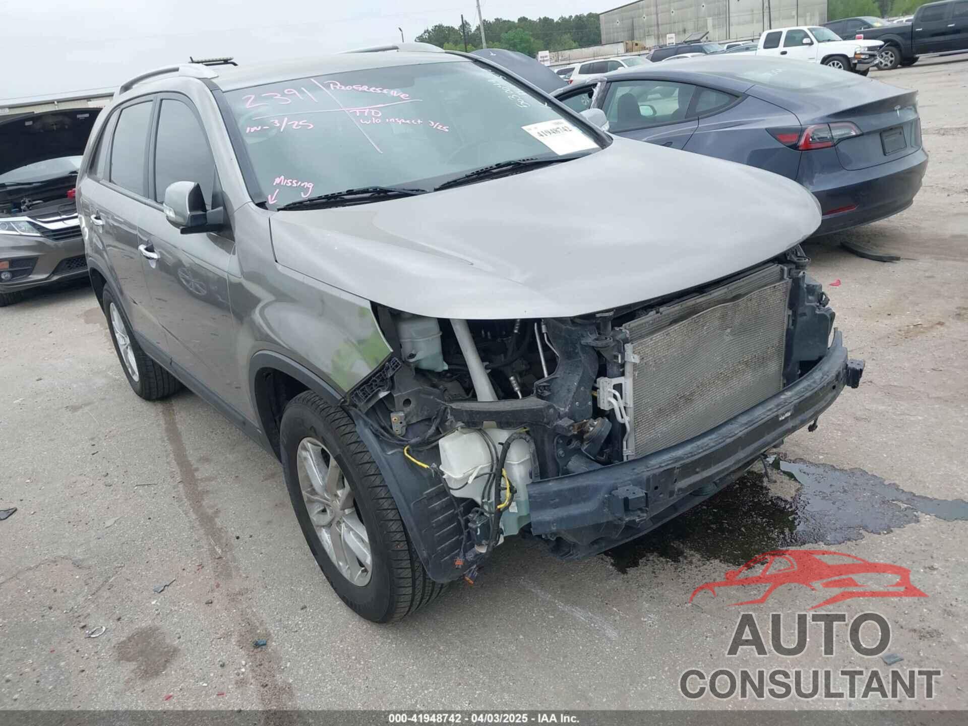 KIA SORENTO 2015 - 5XYKT3A63FG646270