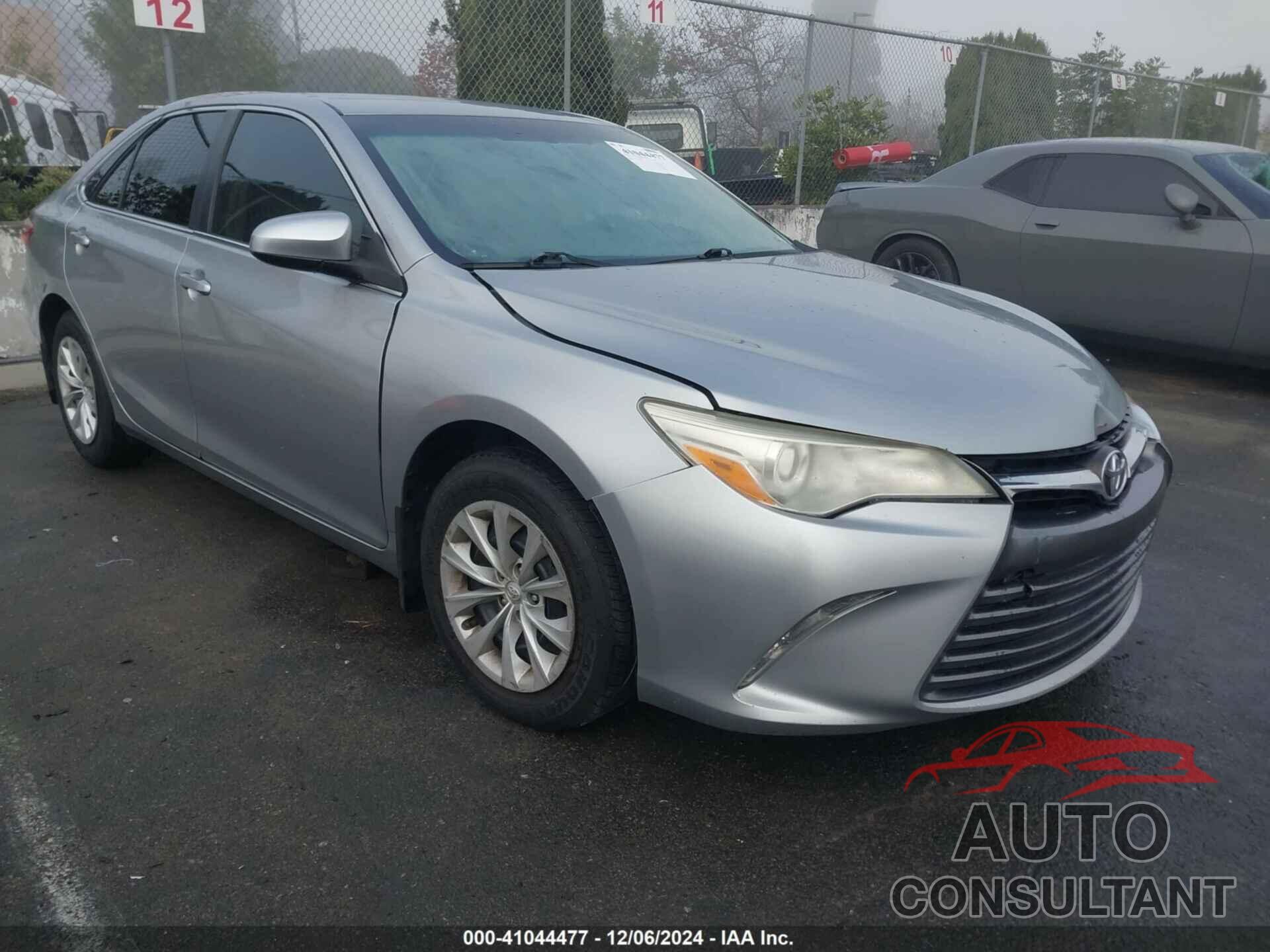 TOYOTA CAMRY 2015 - 4T4BF1FK2FR486299