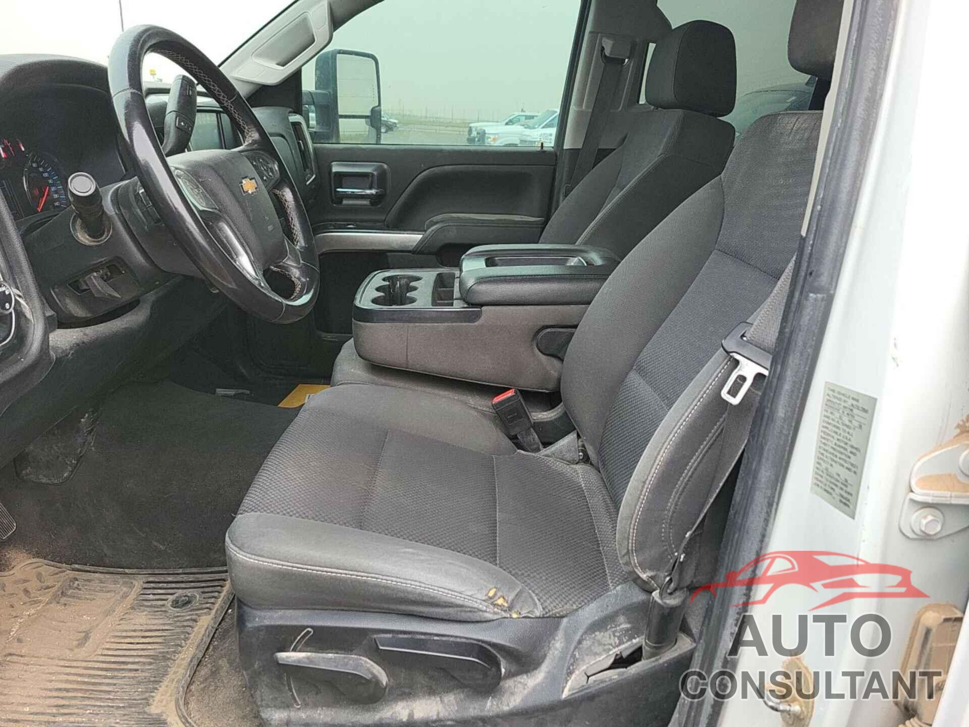CHEVROLET SILVERADO 2019 - 2GC2KSEG5K1158541