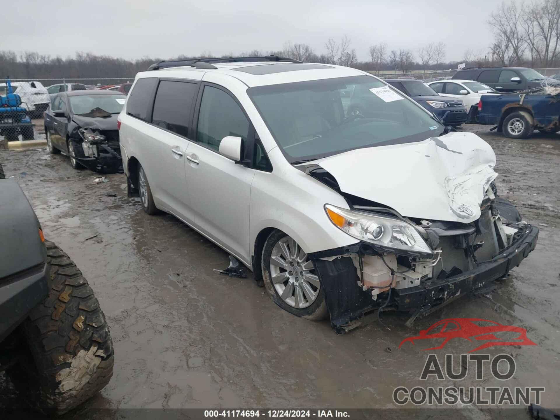 TOYOTA SIENNA 2015 - 5TDDK3DCXFS104504