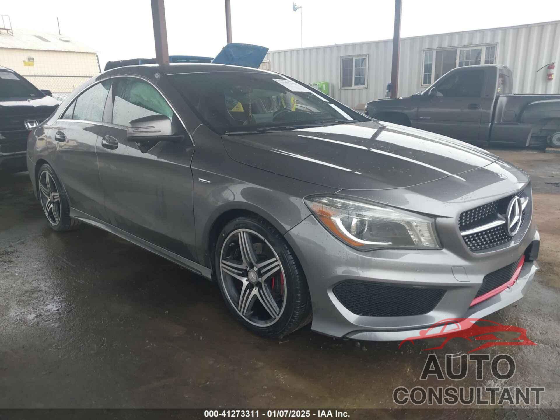 MERCEDES-BENZ CLA 250 2015 - WDDSJ4EB9FN206717