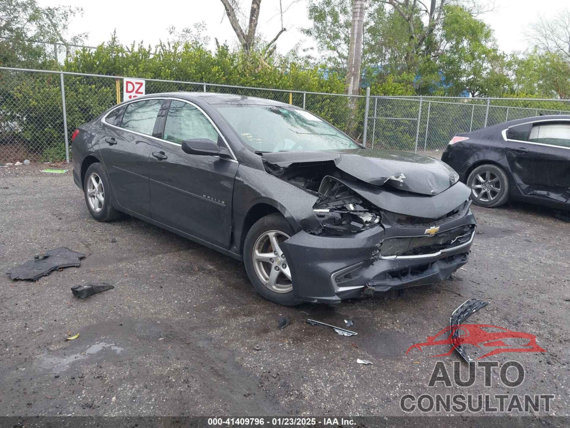CHEVROLET MALIBU 2018 - 1G1ZB5ST1JF227159