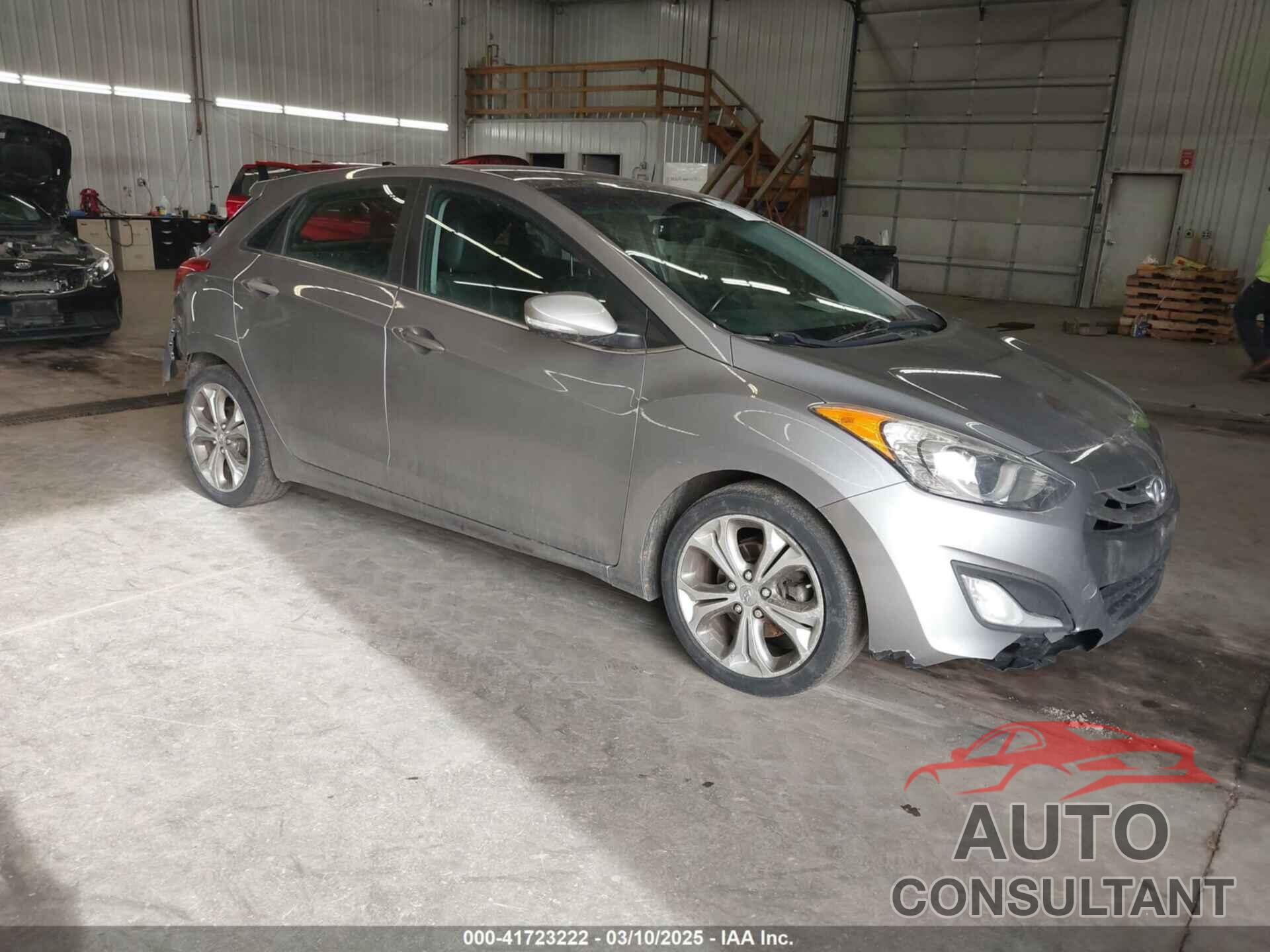 HYUNDAI ELANTRA GT 2013 - KMHD35LE8DU023579