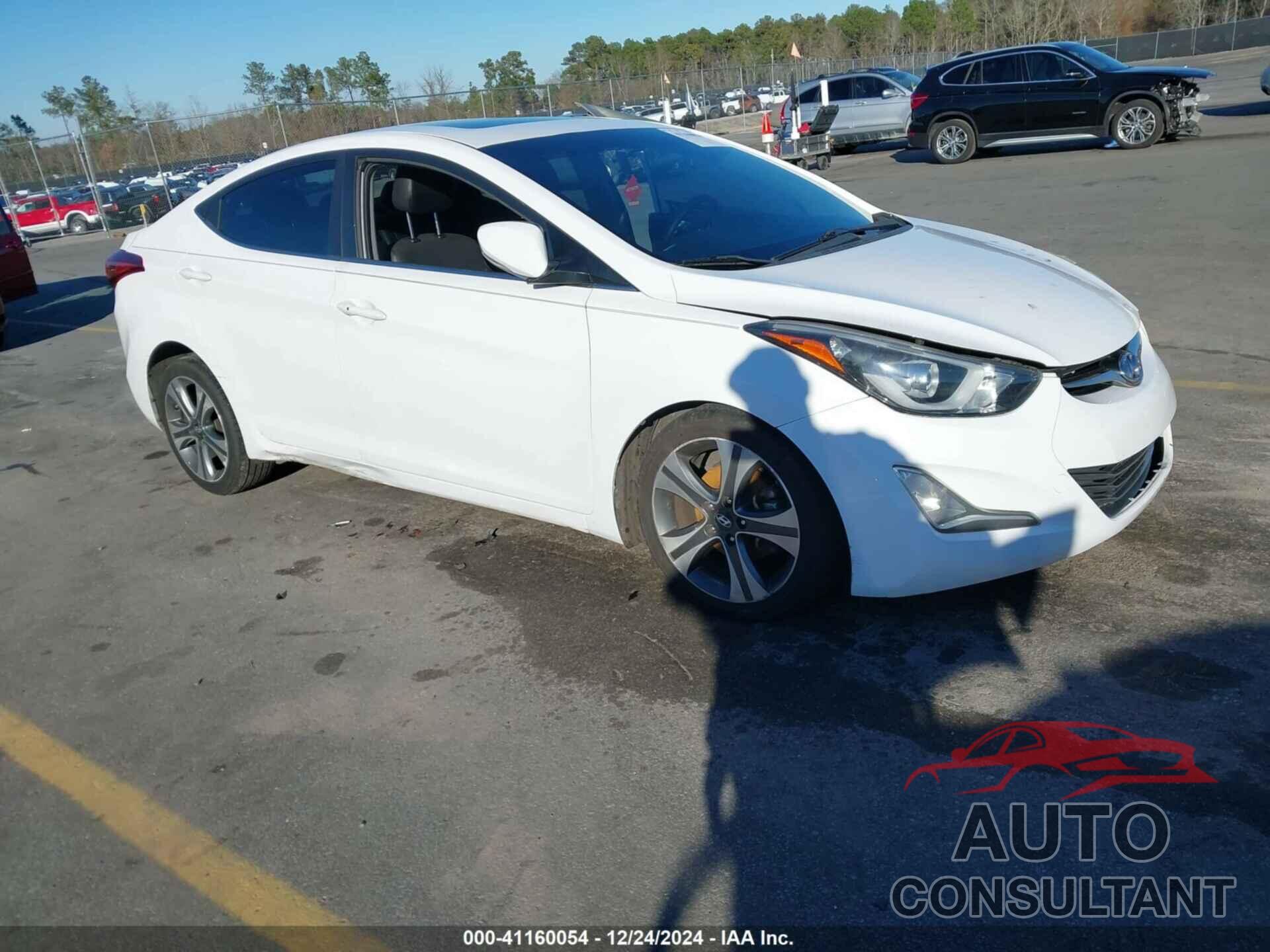 HYUNDAI ELANTRA 2015 - KMHDH4AH9FU371659