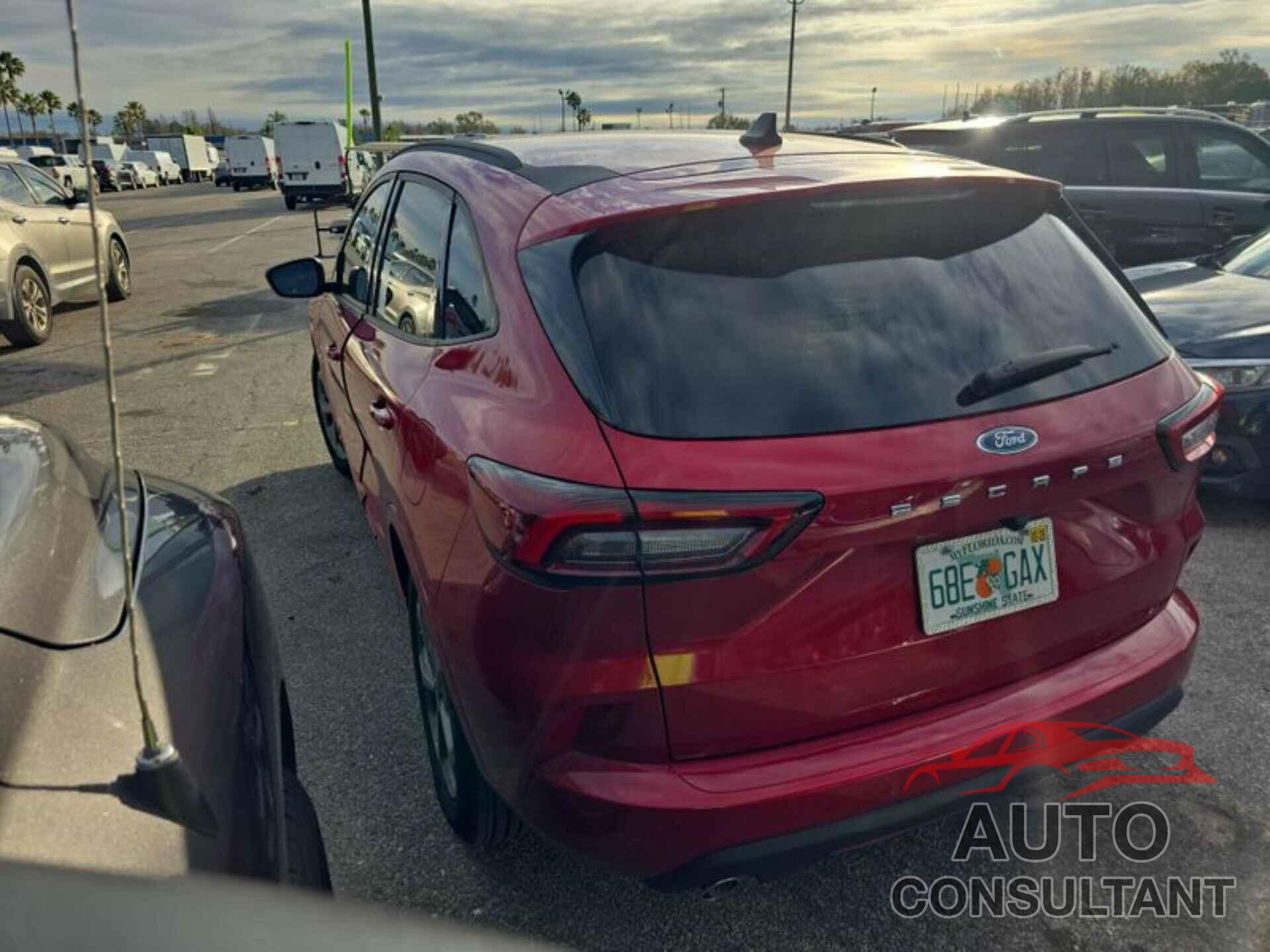 FORD ESCAPE 2023 - 1FMCU0MN7PUB00599