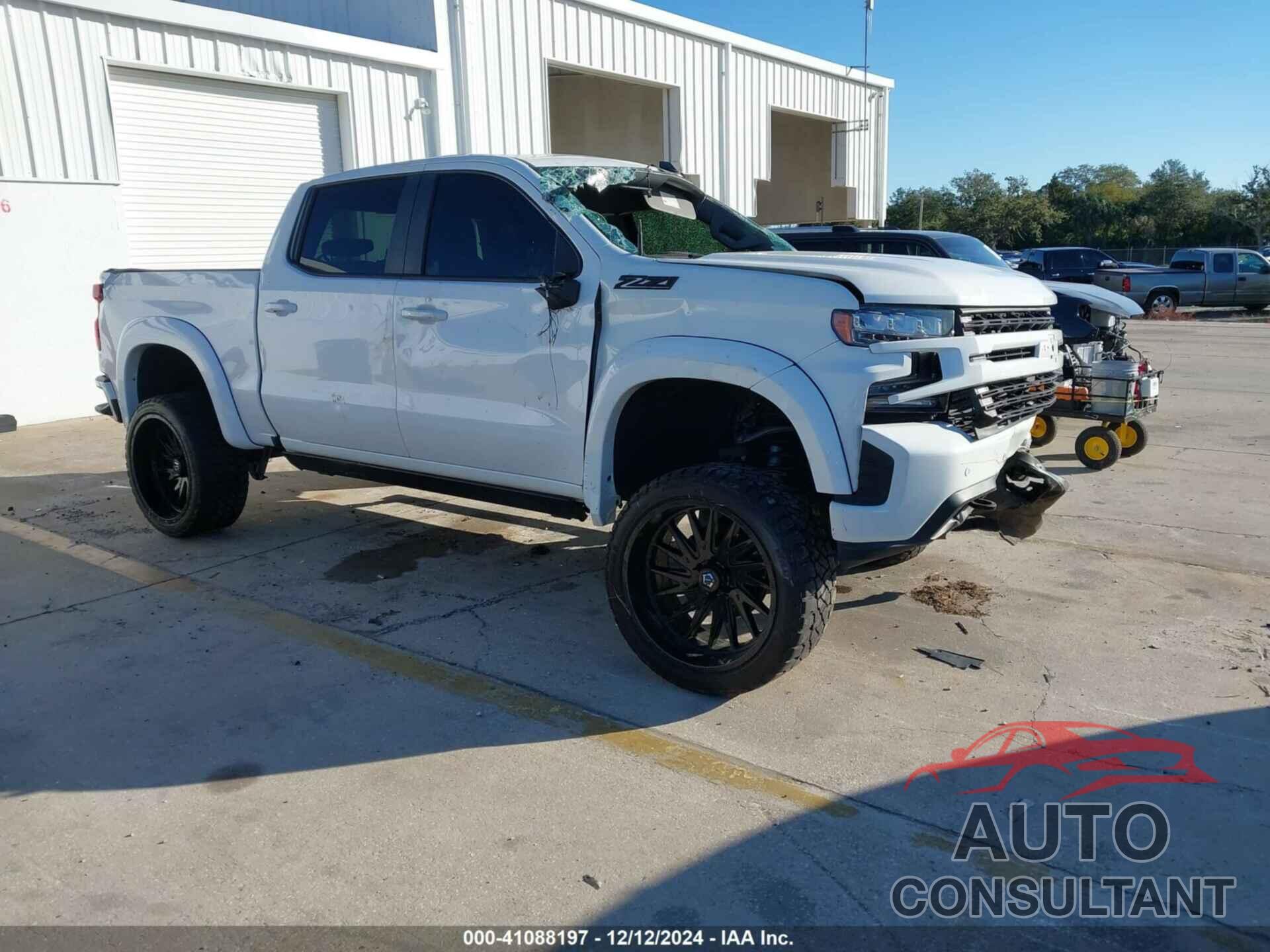 CHEVROLET SILVERADO 1500 2021 - 3GCUYEED9MG164562