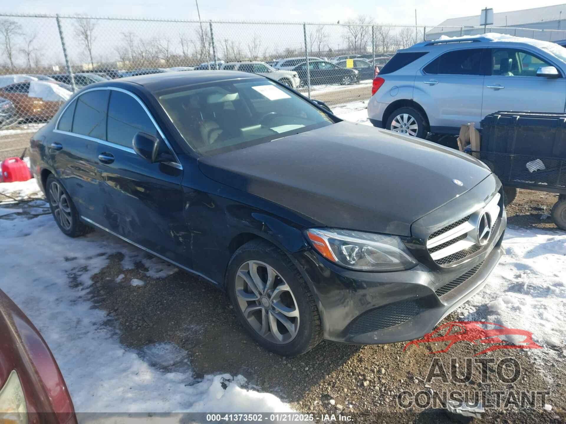 MERCEDES-BENZ C 300 2015 - 55SWF4KBXFU048385