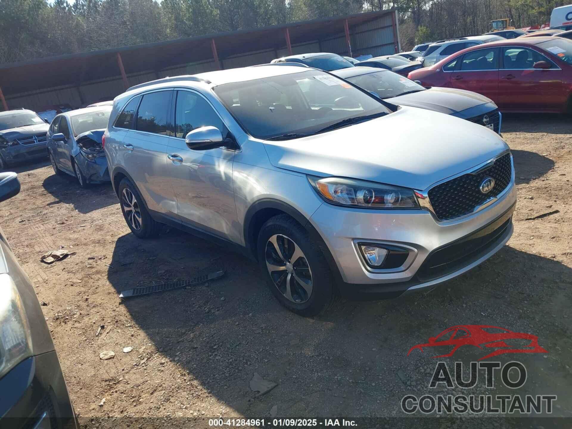 KIA SORENTO 2017 - 5XYPH4A55HG192675