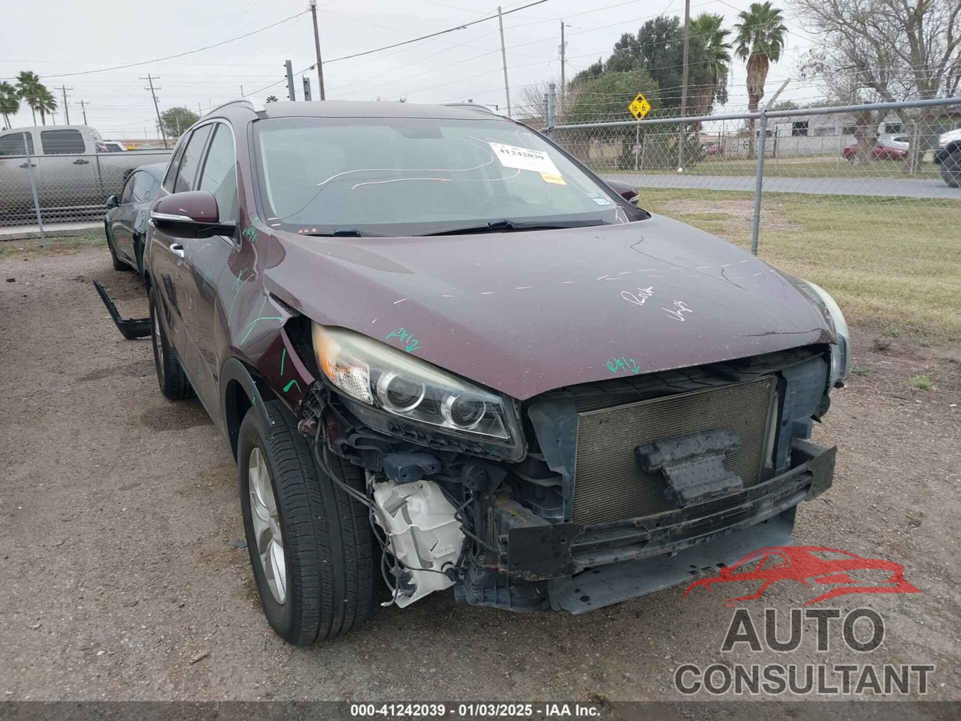 KIA SORENTO 2017 - 5XYPG4A33HG267827