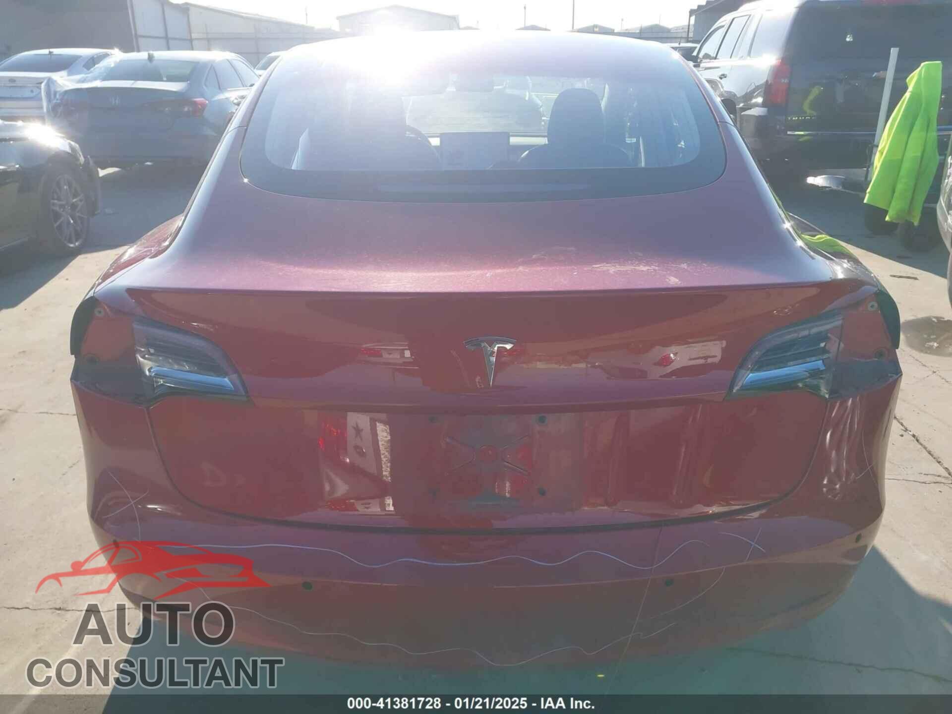 TESLA MODEL 3 2018 - 5YJ3E1EA0JF007104