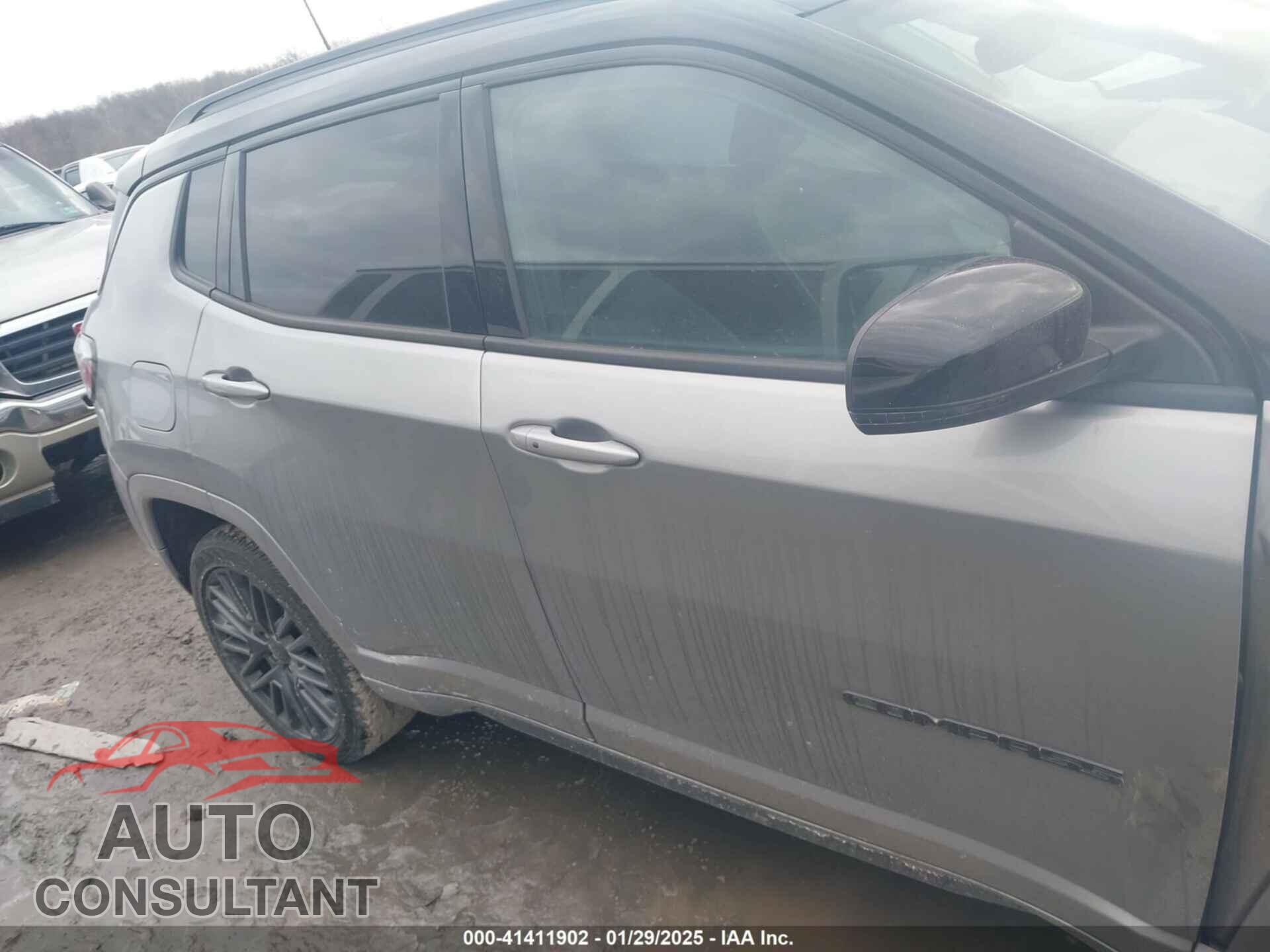 JEEP COMPASS 2022 - 3C4NJDCBXNT209621