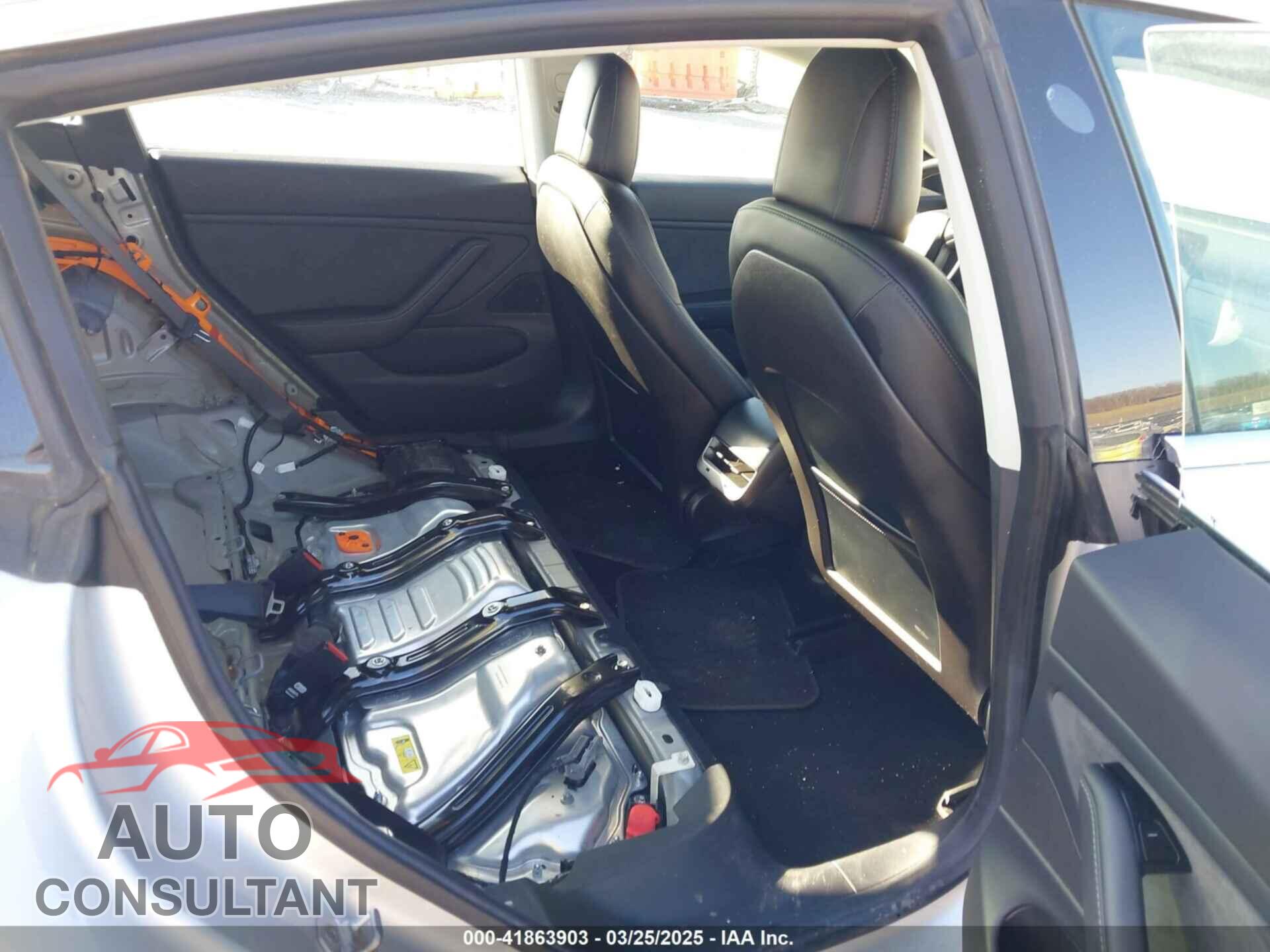 TESLA MODEL 3 2018 - 5YJ3E1EB9JF065057