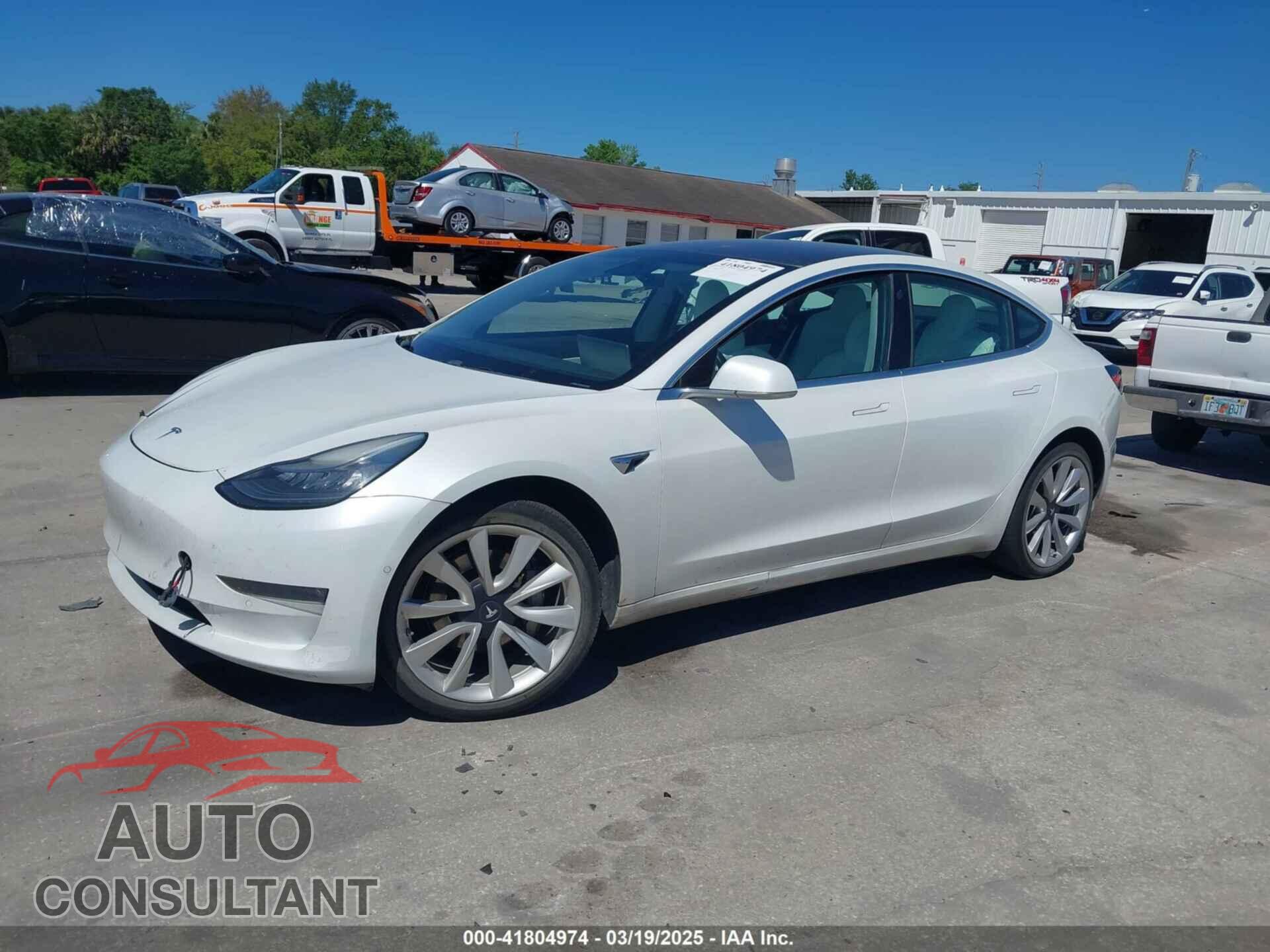 TESLA MODEL 3 2019 - 5YJ3E1EA4KF323767
