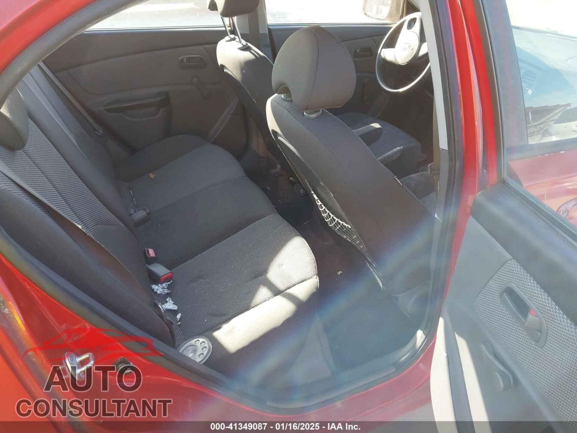 KIA RIO 2011 - KNADH4A32B6955857