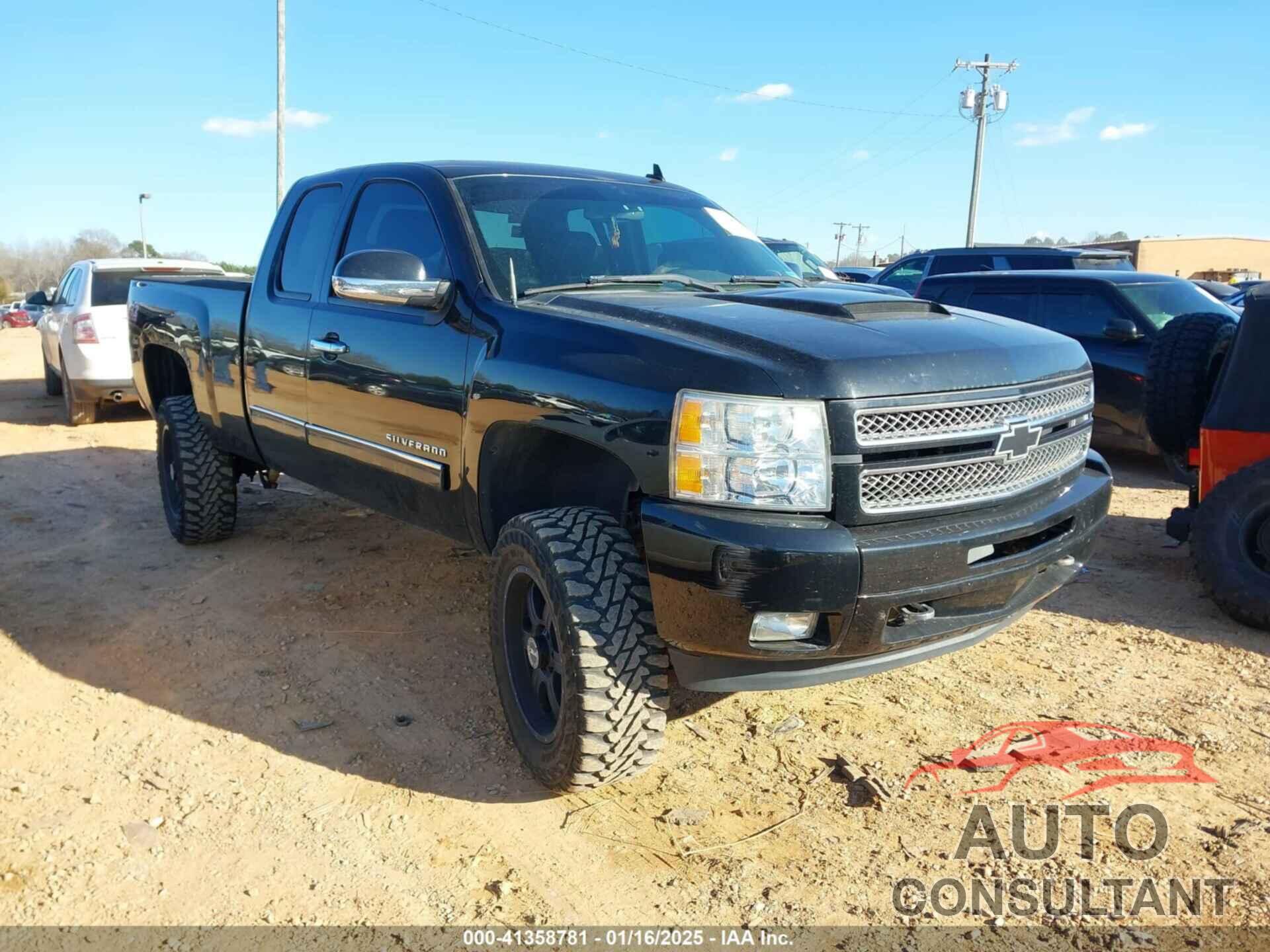CHEVROLET SILVERADO 1500 2013 - 1GCRKSE79DZ298374