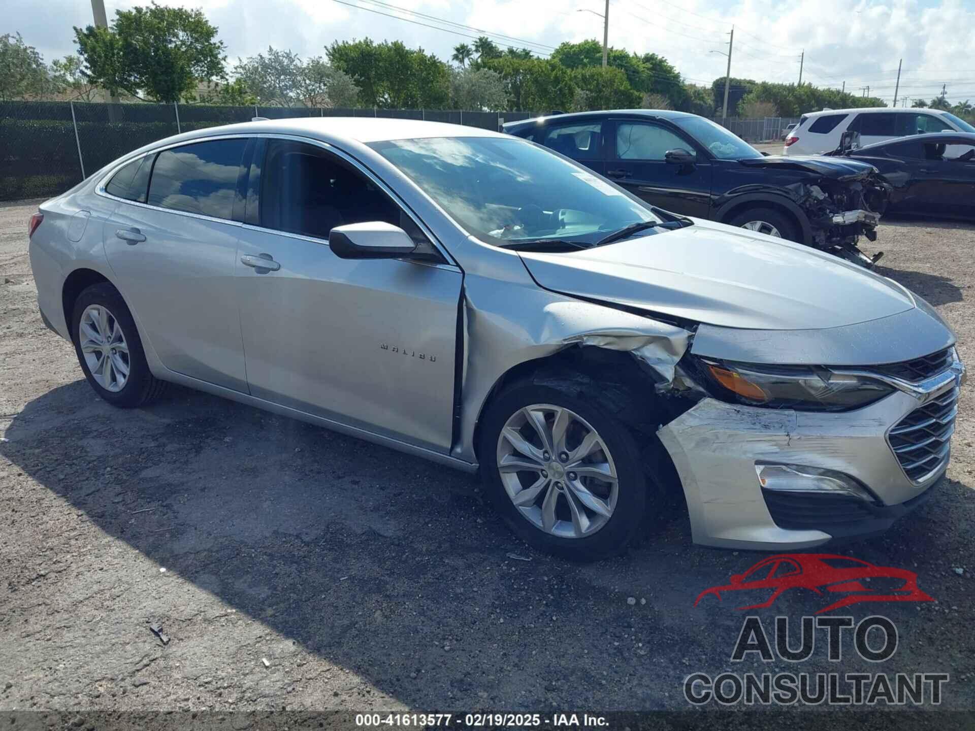 CHEVROLET MALIBU 2020 - 1G1ZD5ST5LF052847
