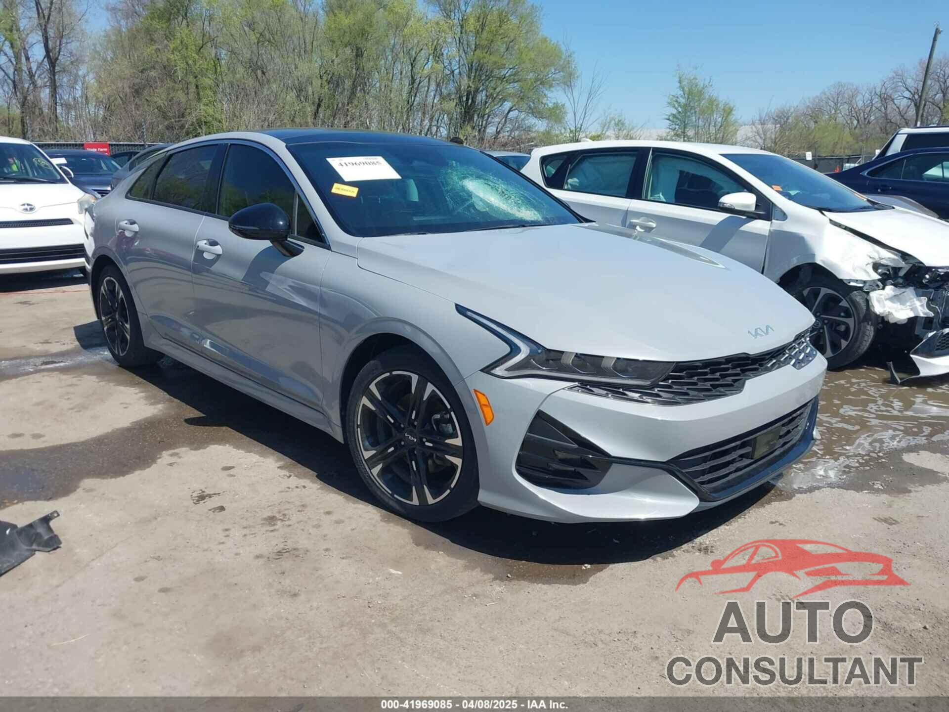 KIA K5 2023 - 5XXG64J25PG180895