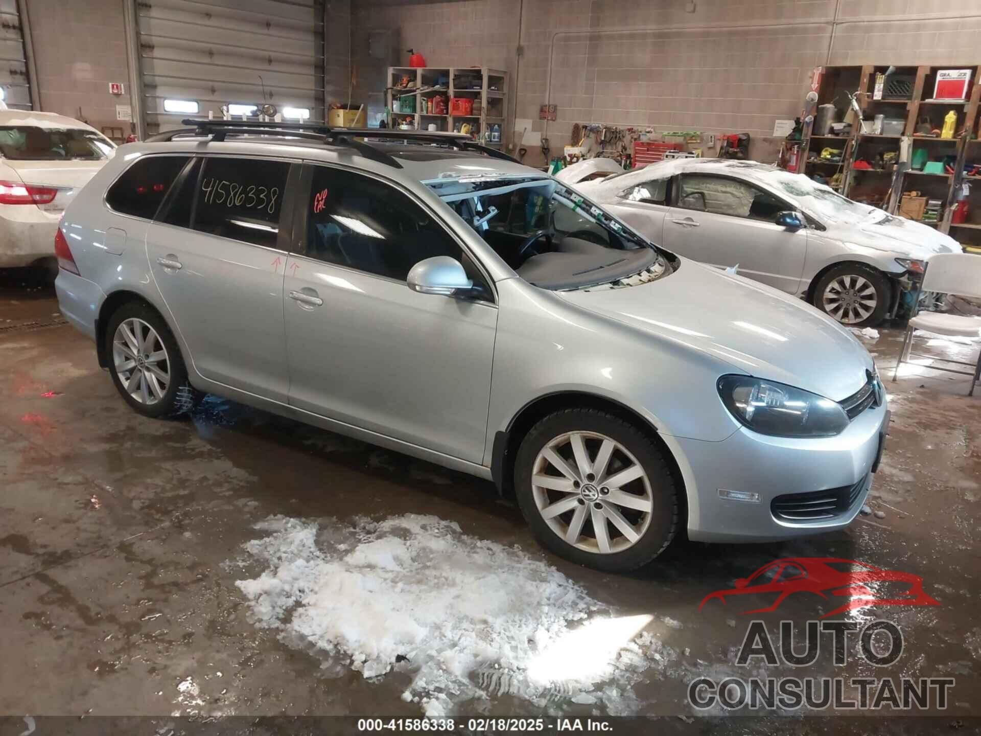 VOLKSWAGEN JETTA SPORTWAGEN 2013 - 3VWPL7AJ8DM620827