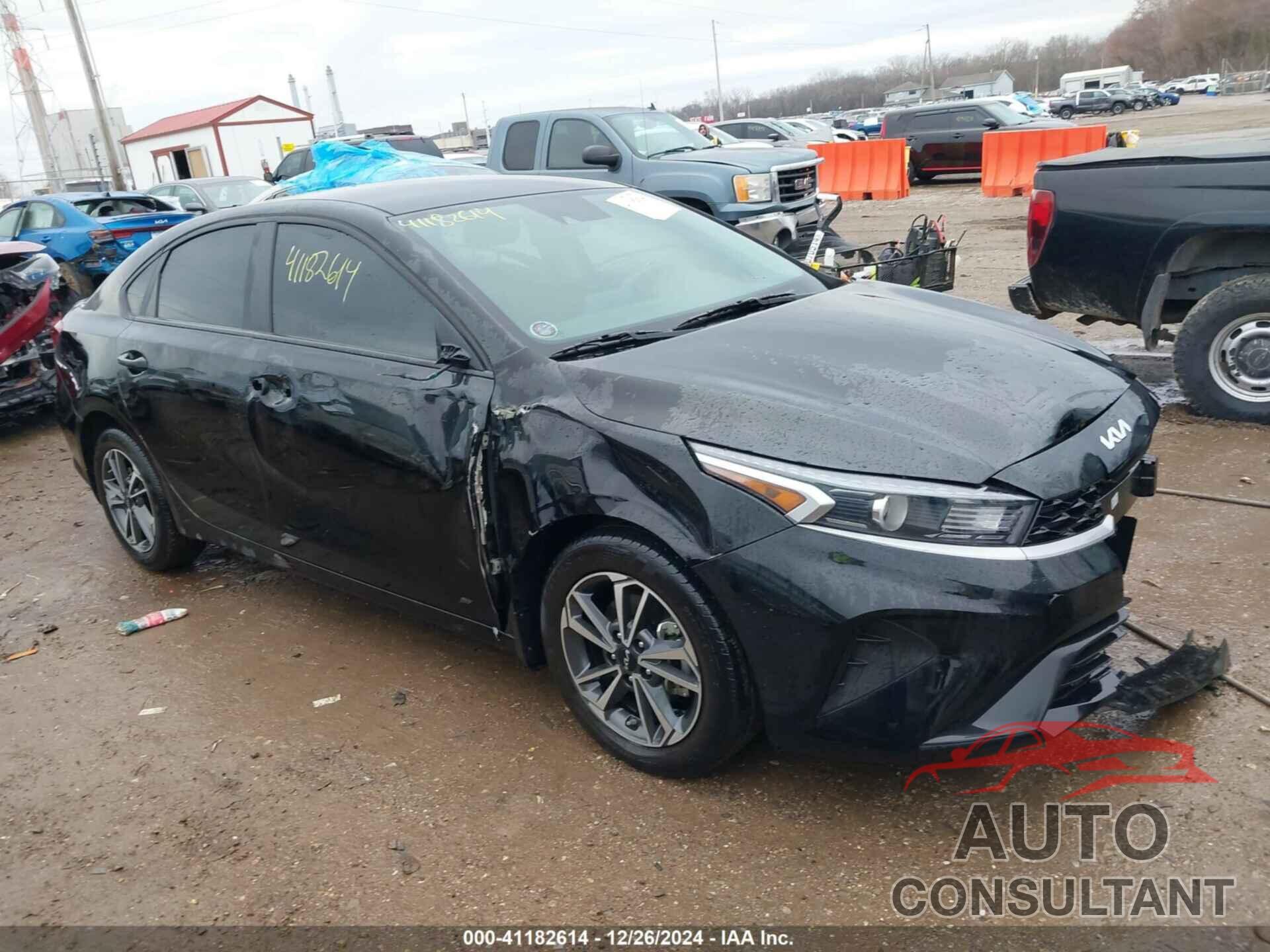 KIA FORTE 2023 - 3KPF24AD0PE622600