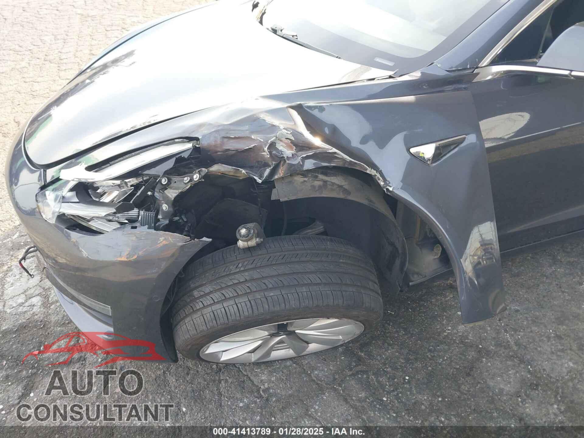 TESLA MODEL 3 2017 - 5YJ3E1EA3HF001713
