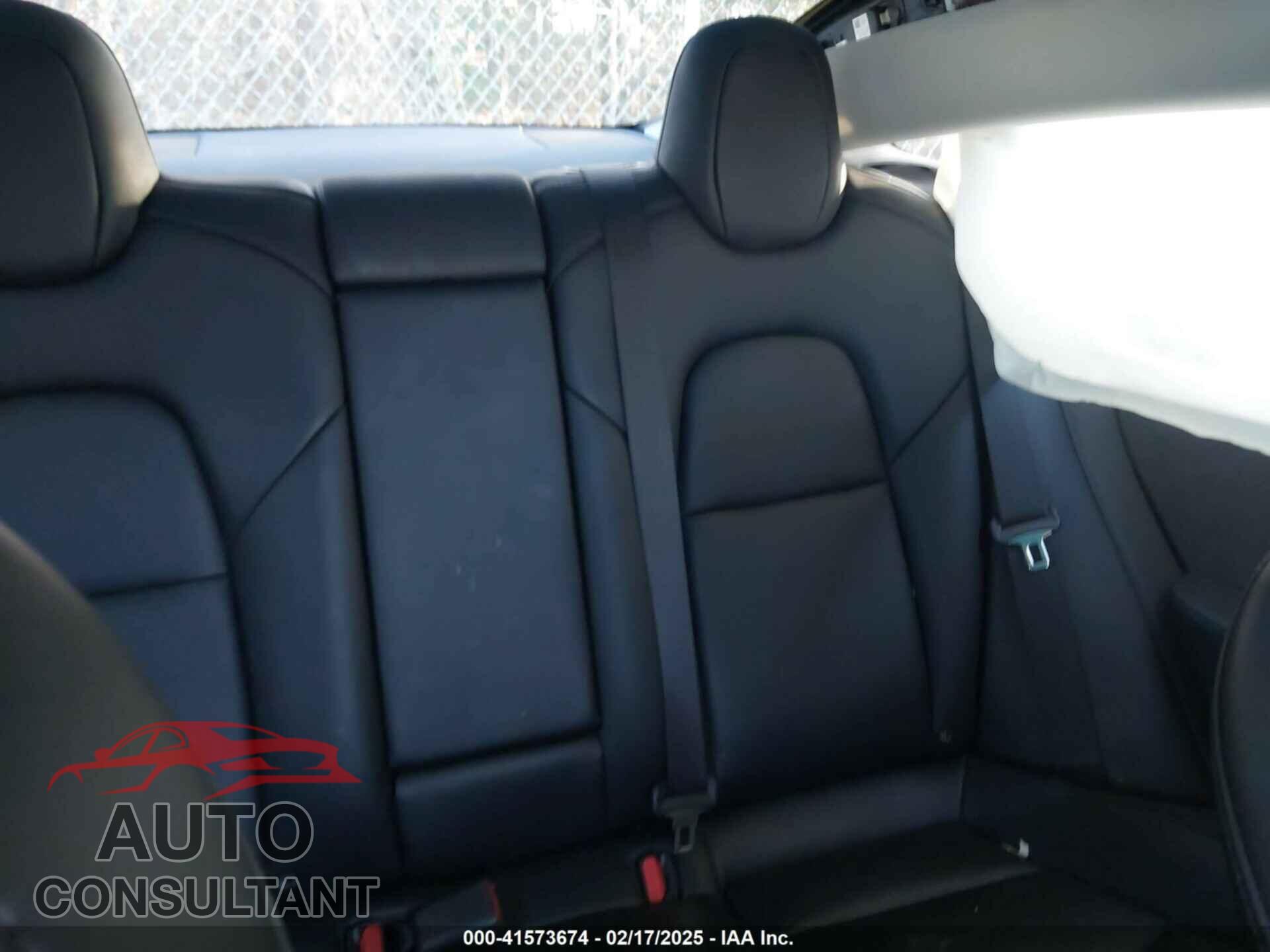 TESLA MODEL 3 2021 - 5YJ3E1EA4MF875742