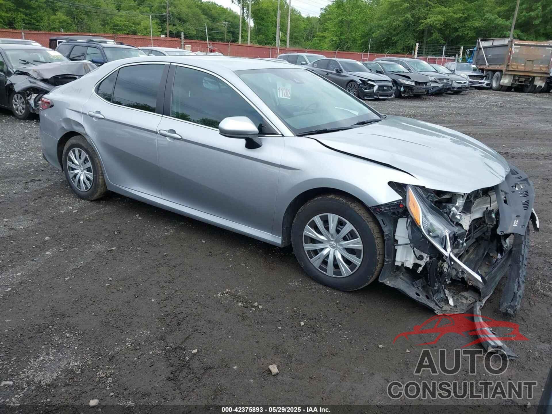 TOYOTA CAMRY 2022 - 4T1C31AK4NU588863