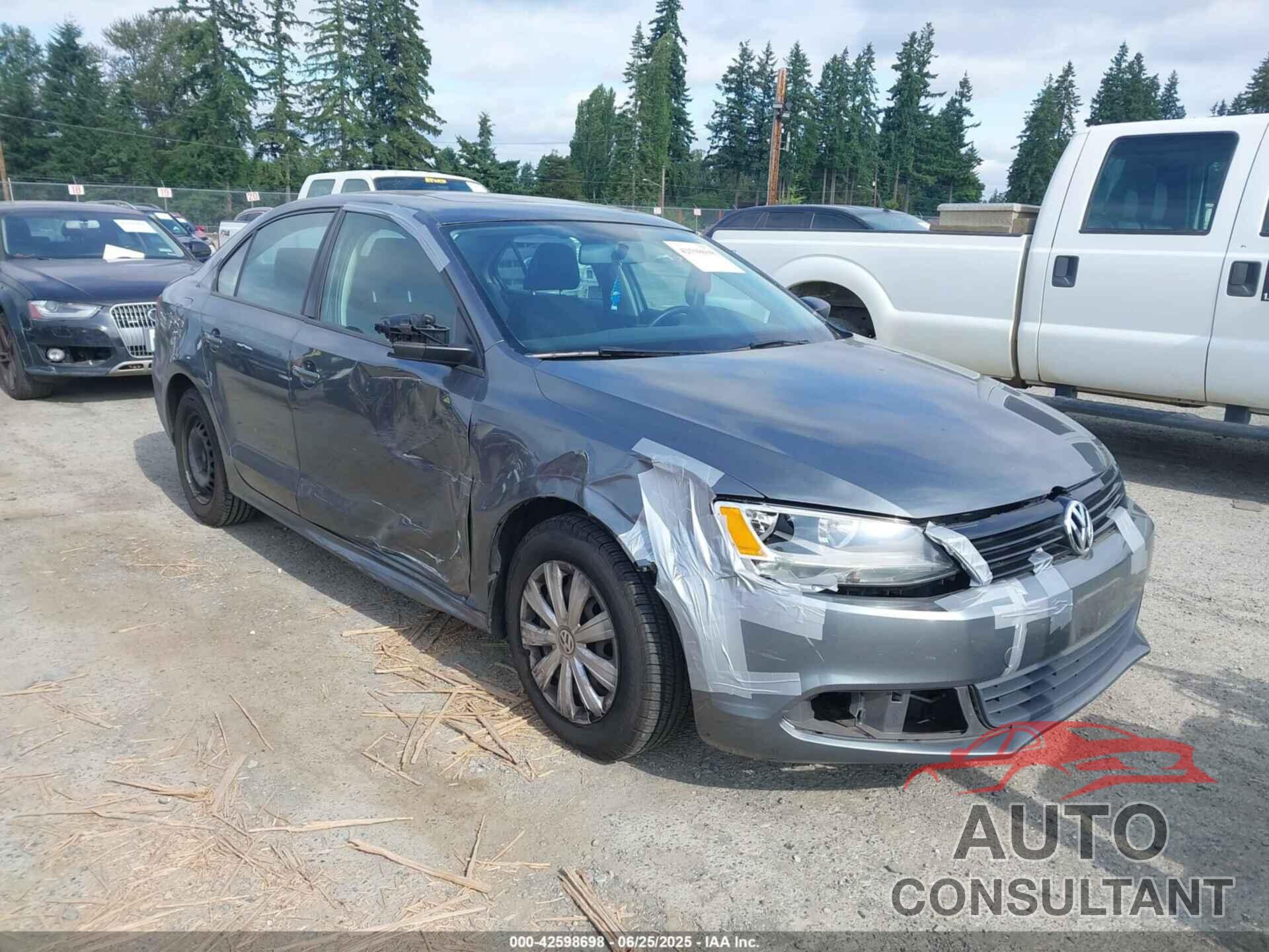 VOLKSWAGEN JETTA 2013 - 3VW1K7AJ5DM242345
