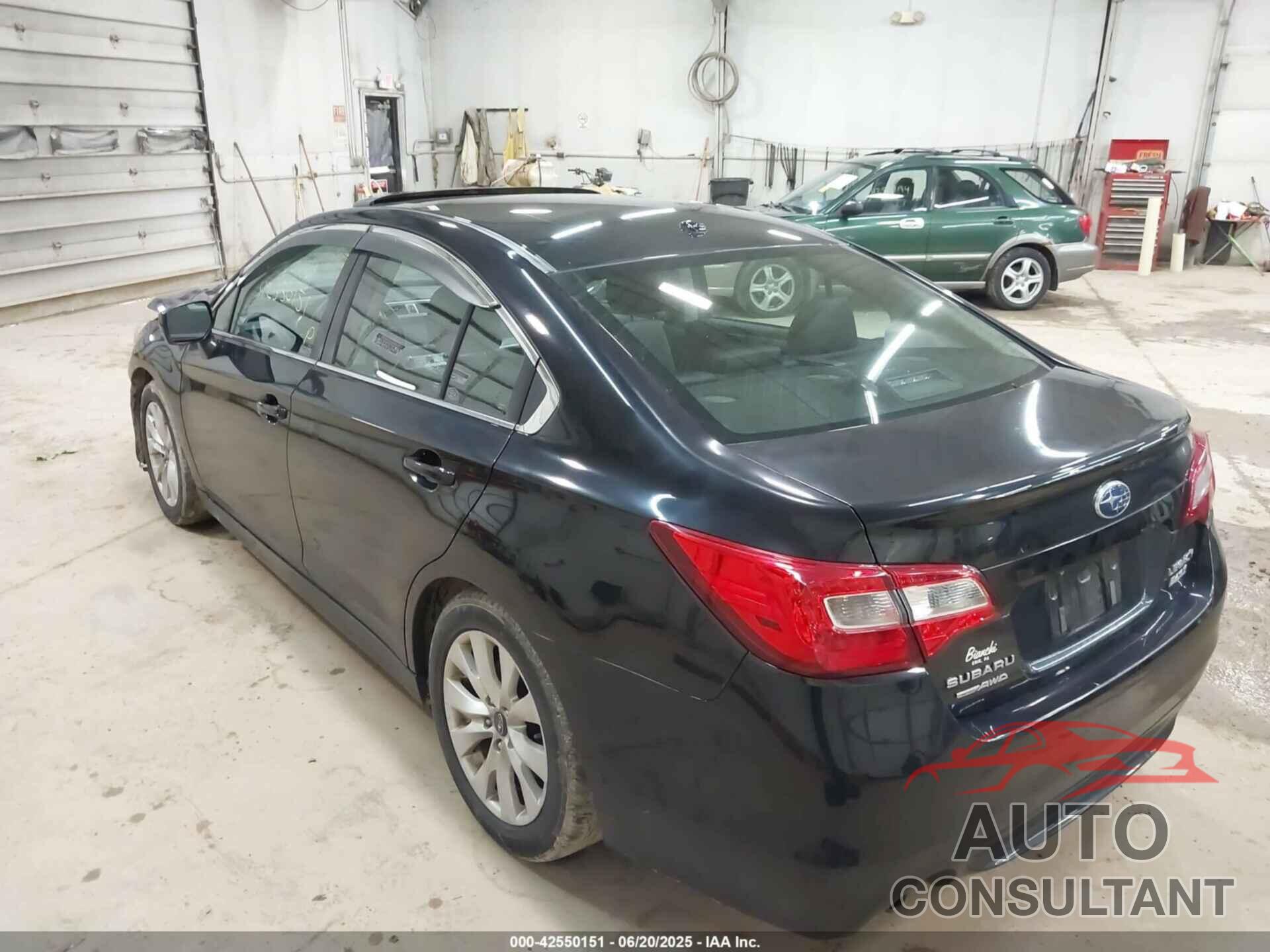 SUBARU LEGACY 2015 - 4S3BNAD67F3030909
