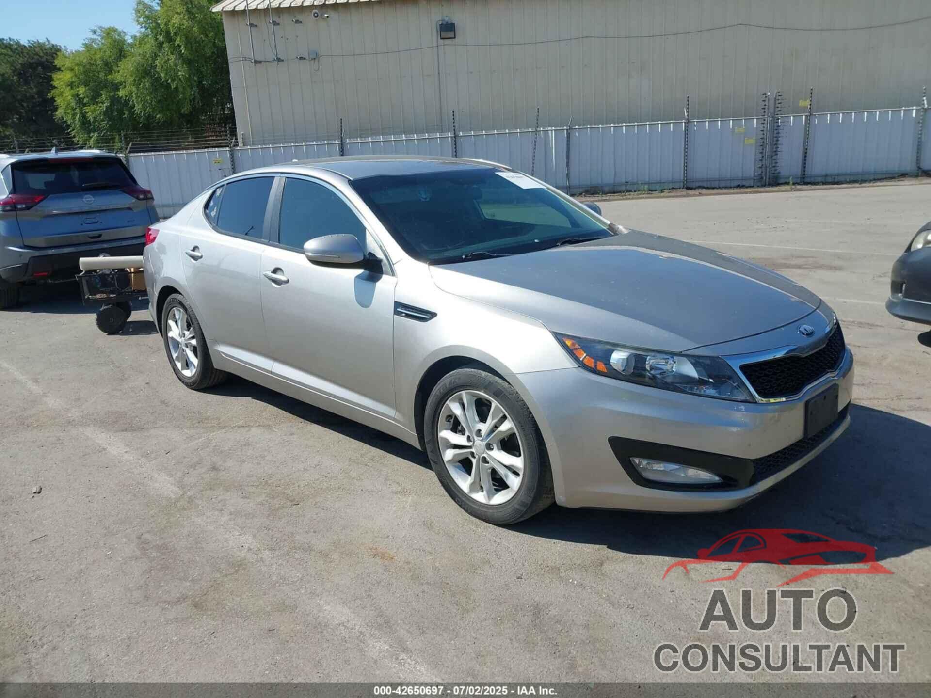 KIA OPTIMA 2013 - 5XXGM4A78DG192231