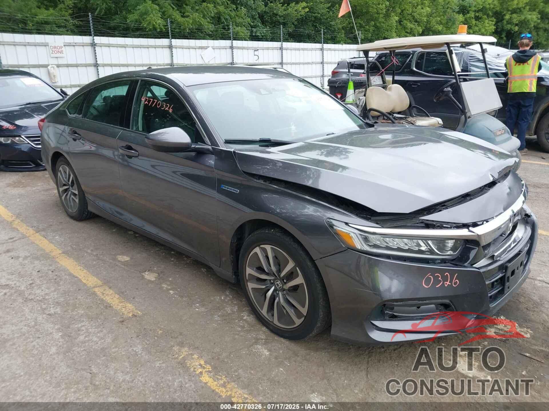 HONDA ACCORD HYBRID 2018 - 1HGCV3F1XJA012329