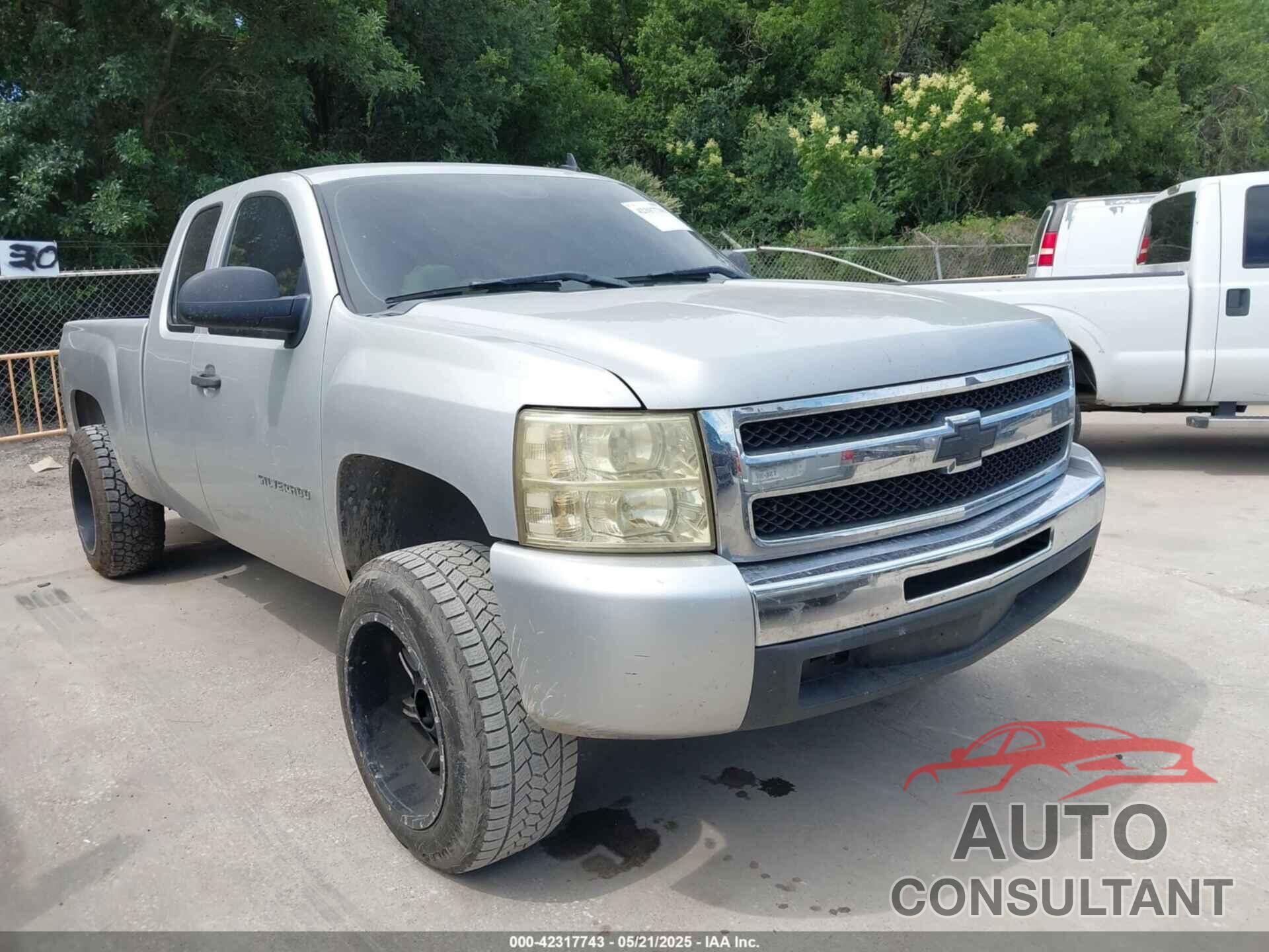 CHEVROLET SILVERADO 1500 2011 - 1GCRCREAXBZ399793