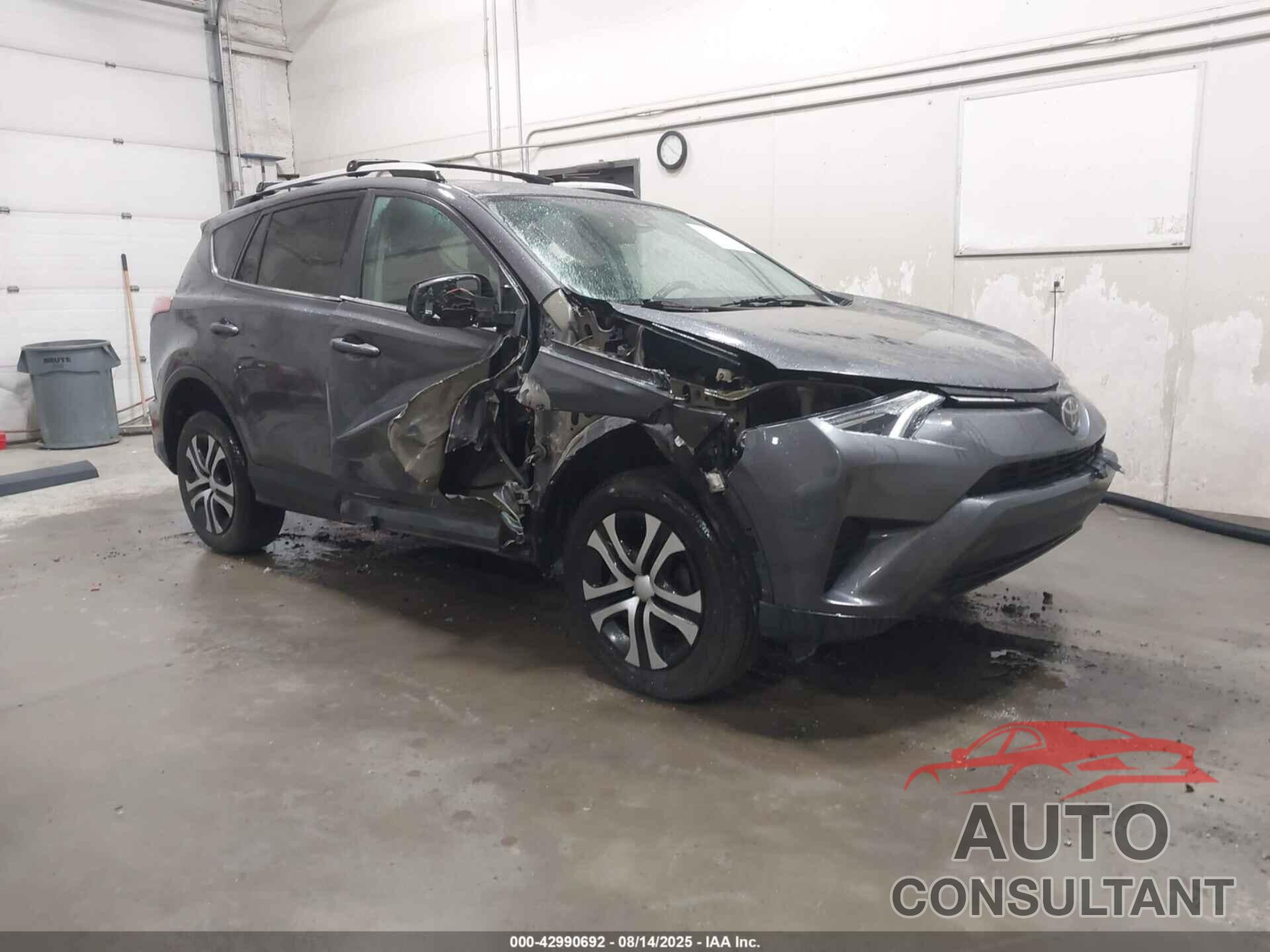 TOYOTA RAV4 2017 - 2T3BFREV8HW645843