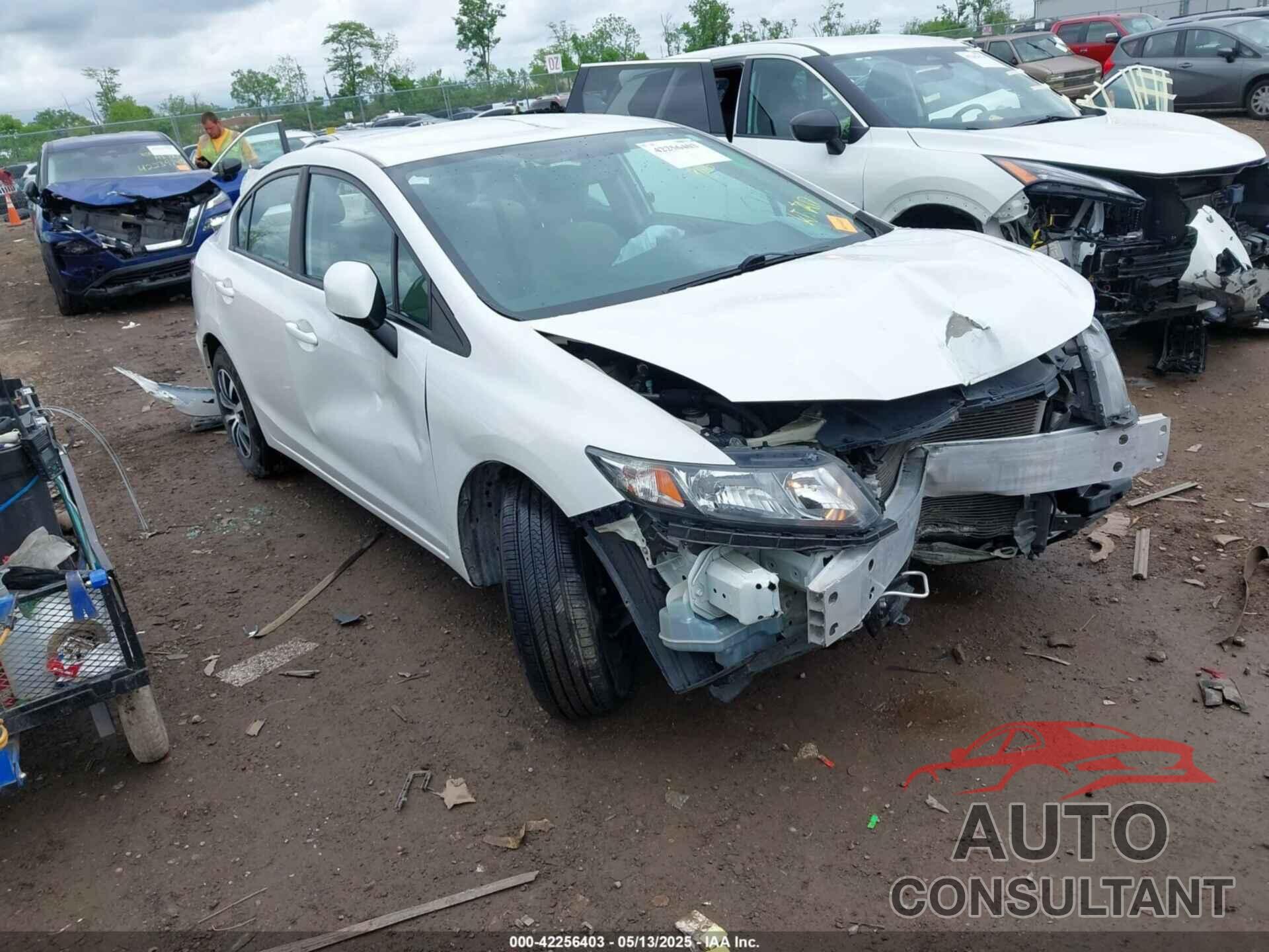 HONDA CIVIC 2013 - 2HGFB2F52DH545087