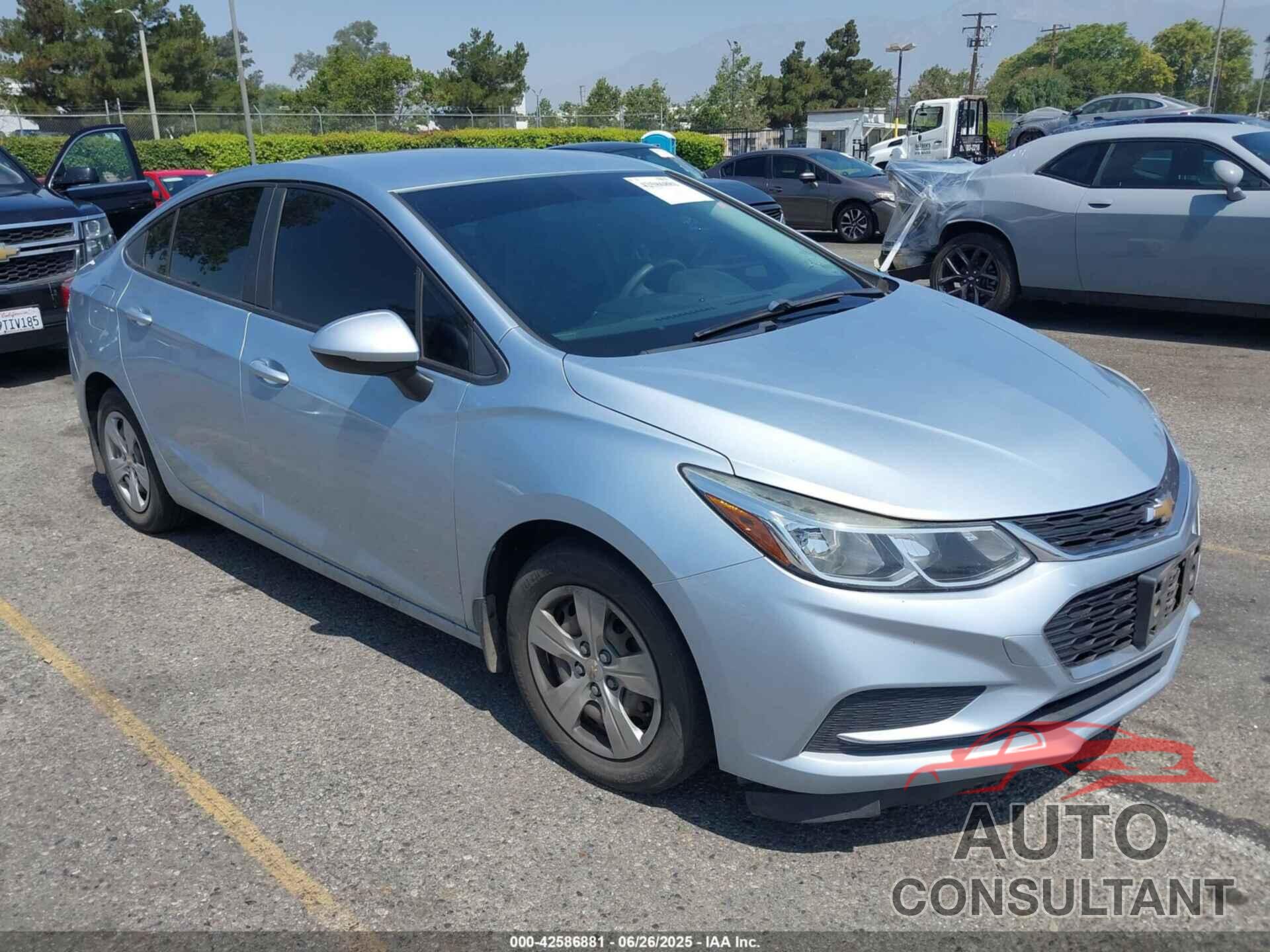 CHEVROLET CRUZE 2017 - 3G1BC5SM1HS565271