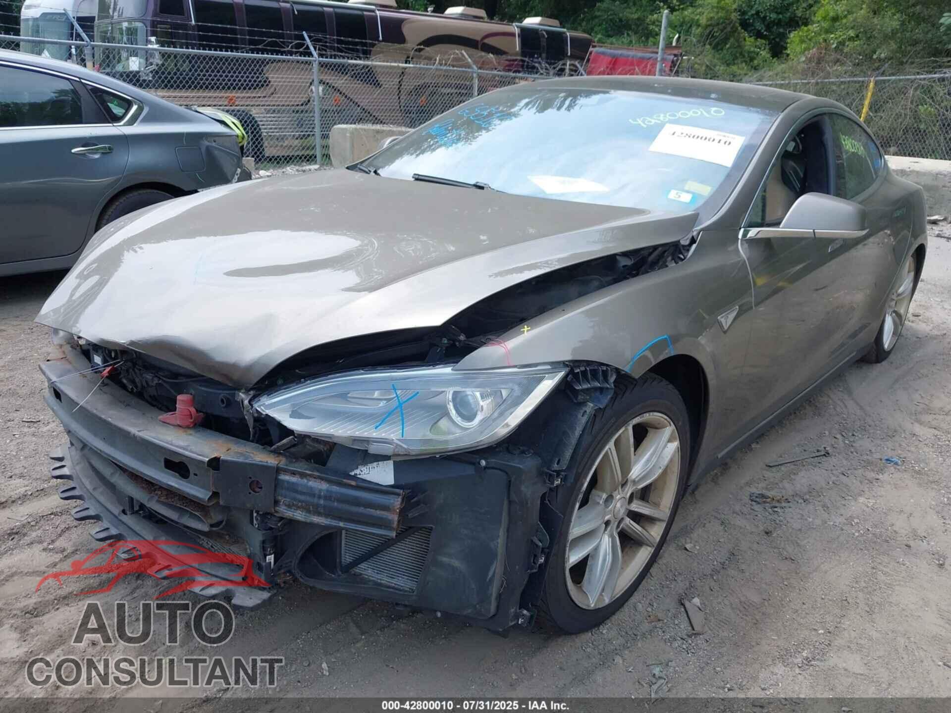 TESLA MODEL S 2015 - 5YJSA1E24FF104510