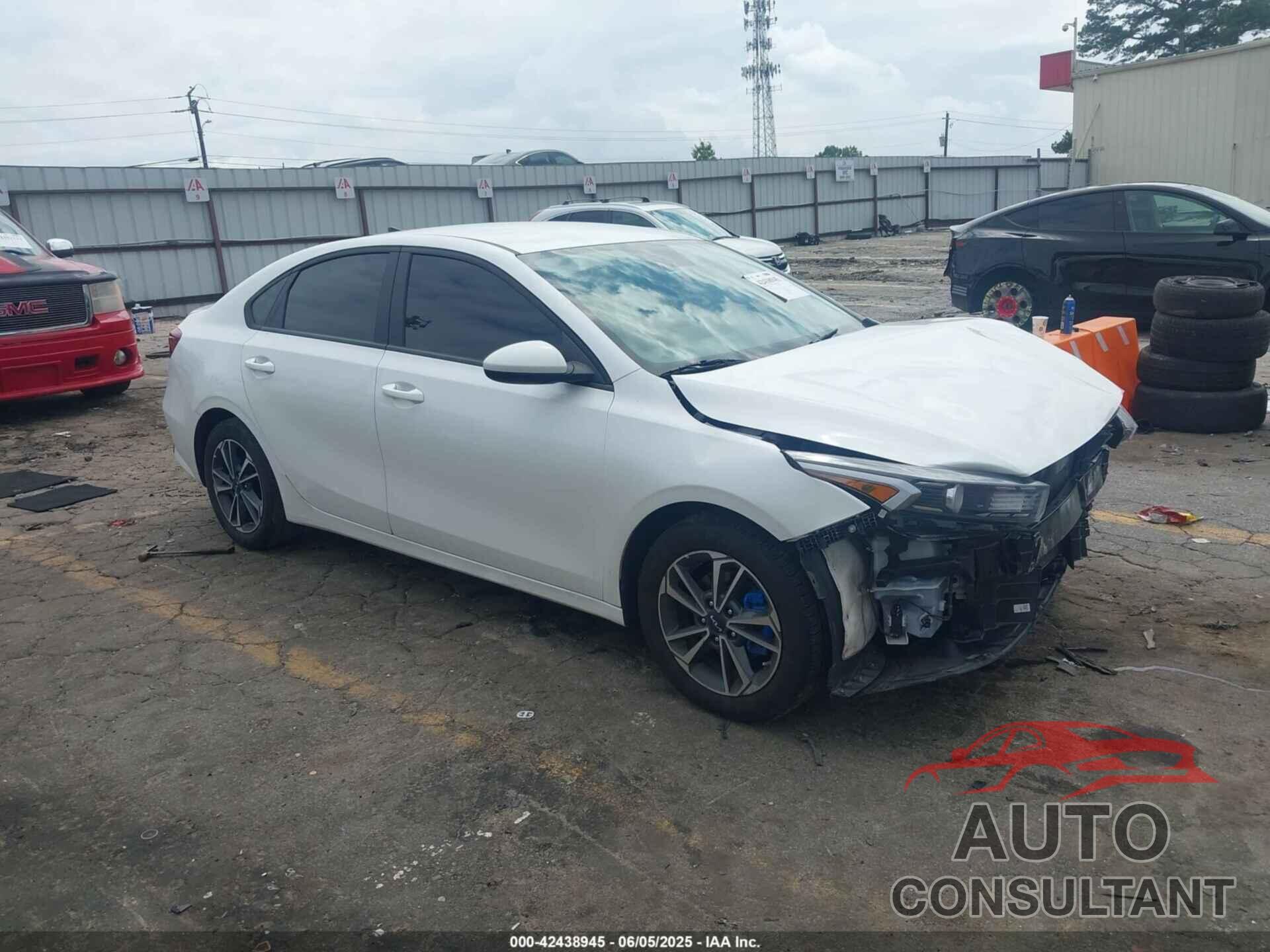 KIA FORTE 2023 - 3KPF24AD8PE659281