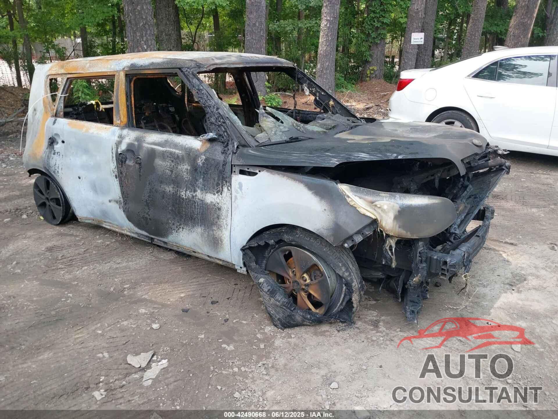 KIA SOUL 2016 - KNDJN2A29G7317942