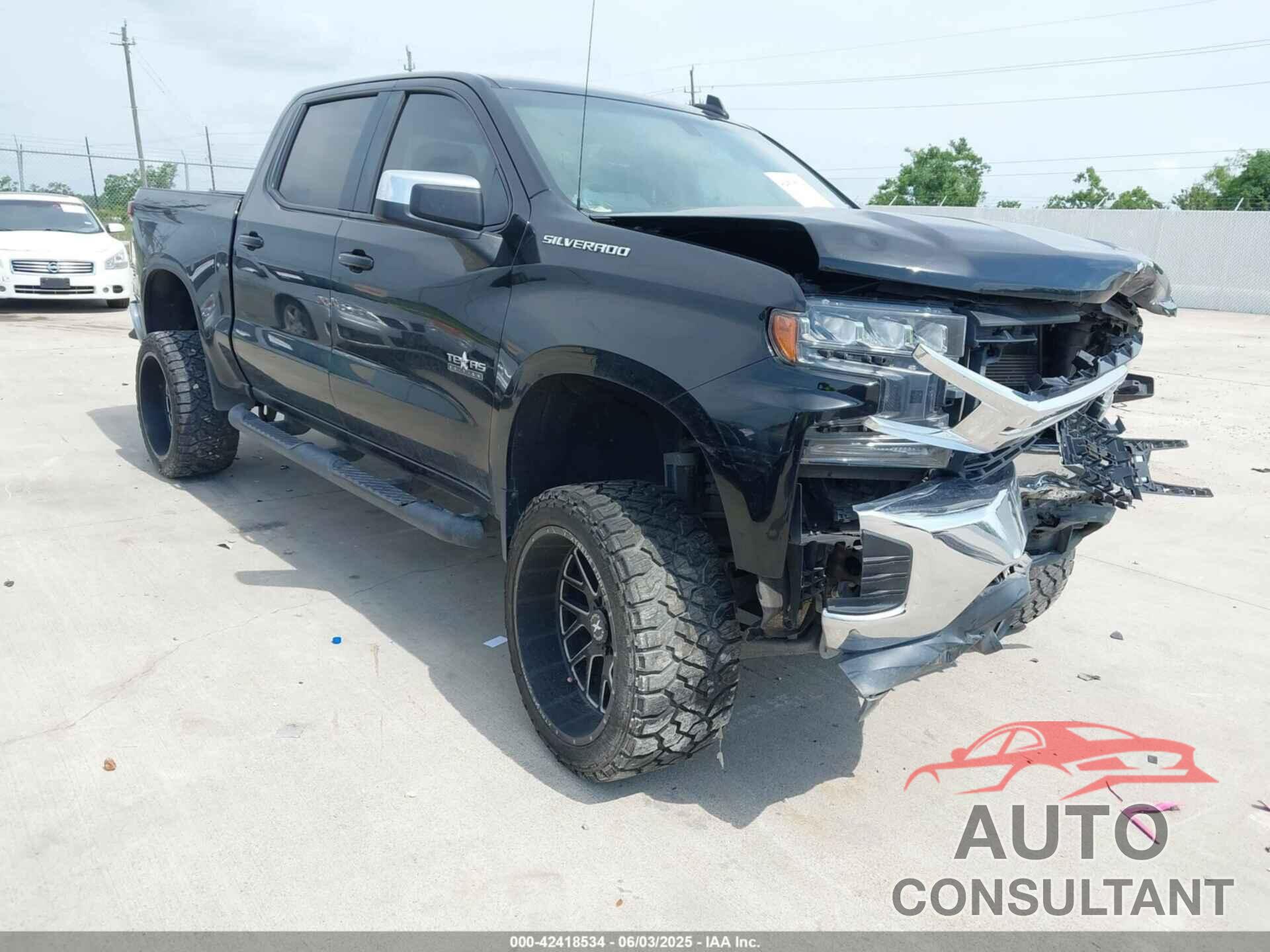 CHEVROLET SILVERADO 1500 2019 - 1GCPWCED8KZ113655