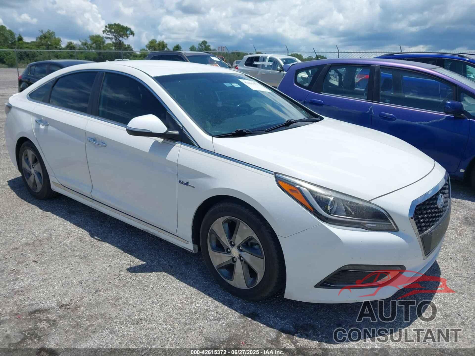 HYUNDAI SONATA HYBRID 2016 - KMHE34L14GA017022
