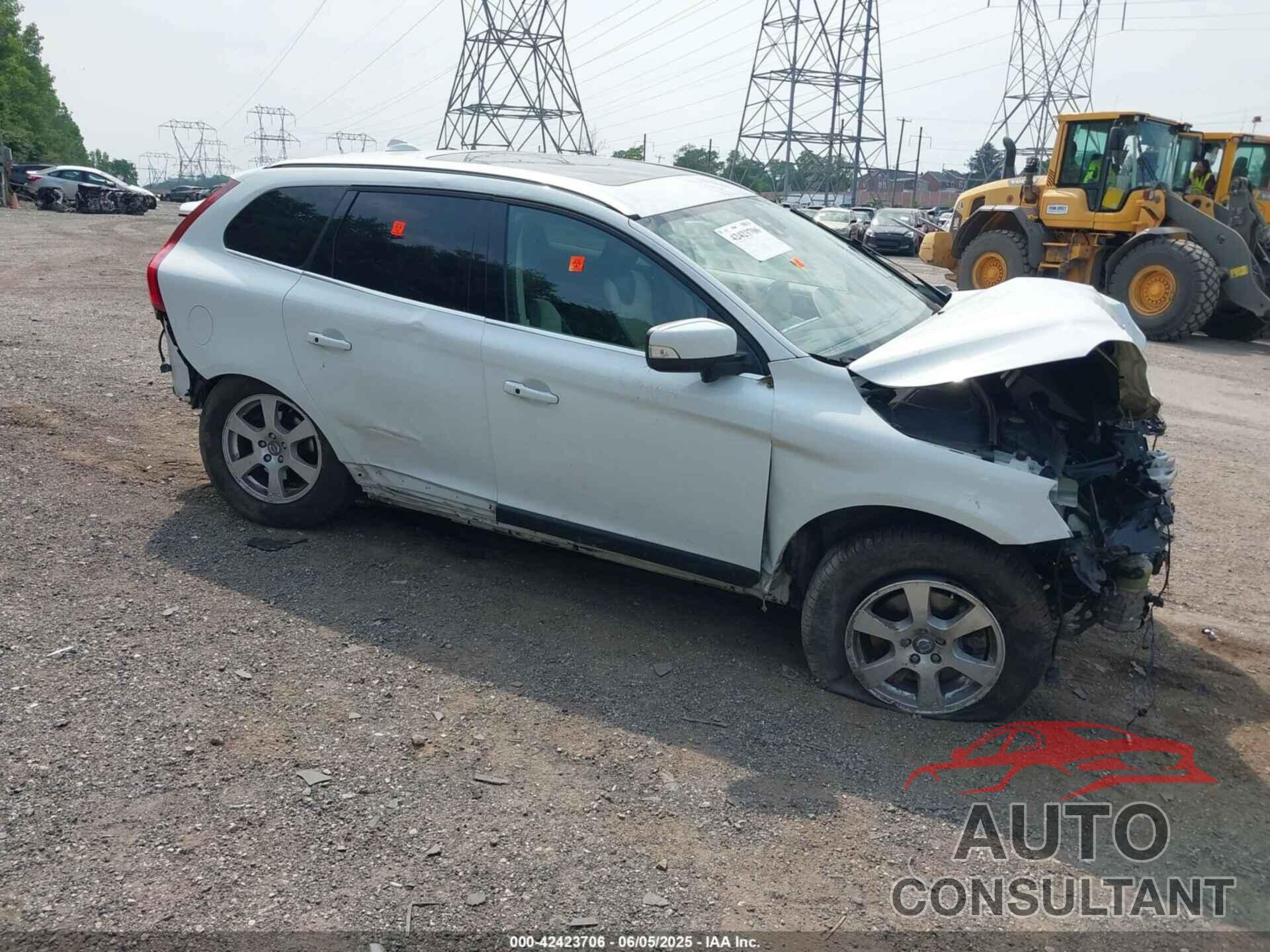 VOLVO XC60 2012 - YV4940DZXC2323904