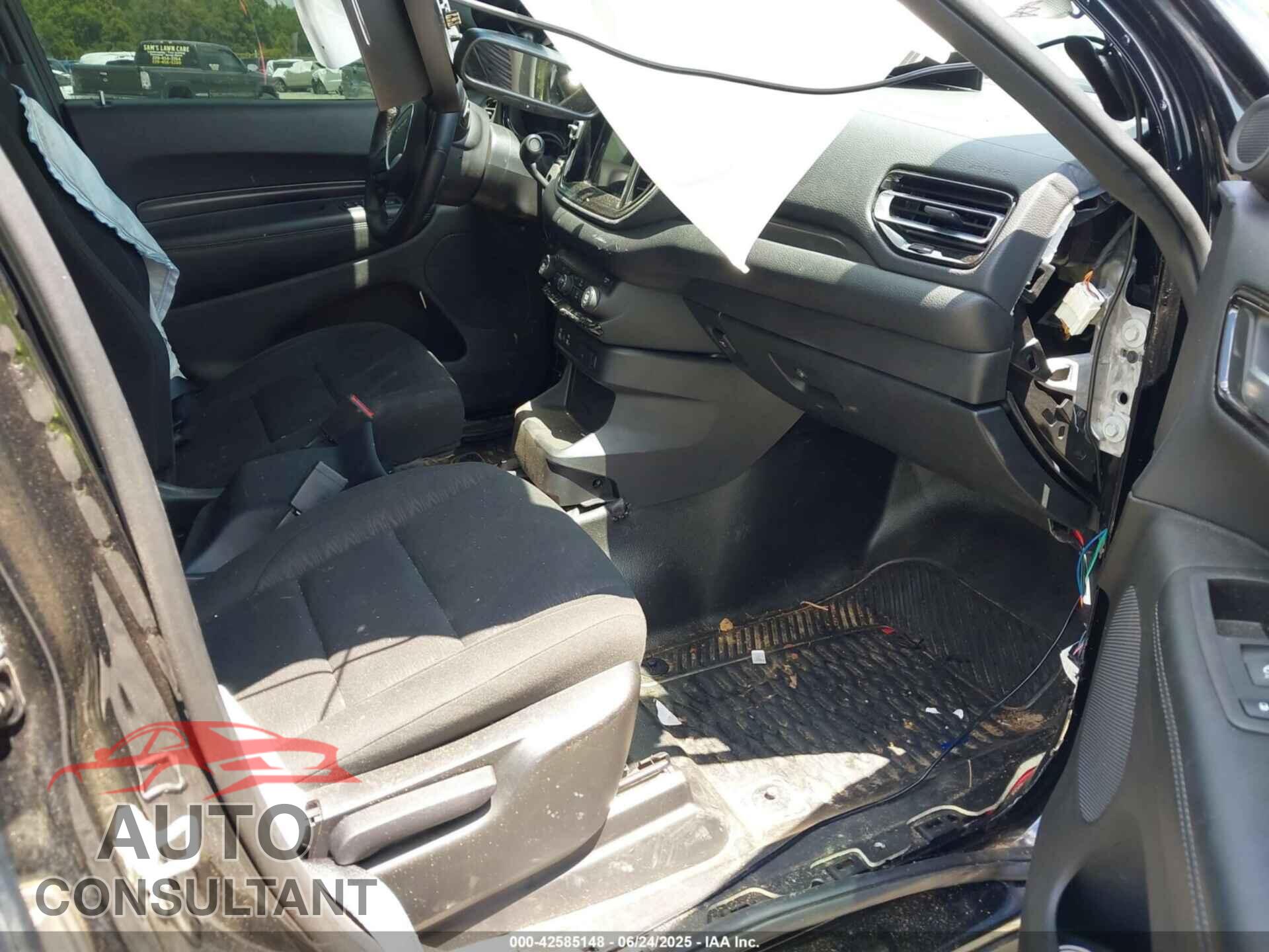 DODGE DURANGO 2023 - 1C4SDJFT9PC676816