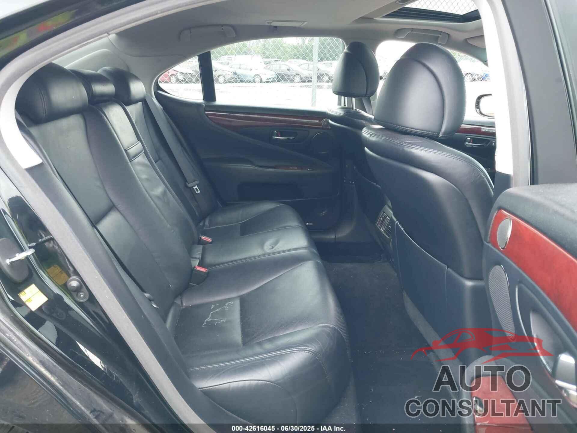 LEXUS LS 460 2010 - JTHCL5EF5A5005714