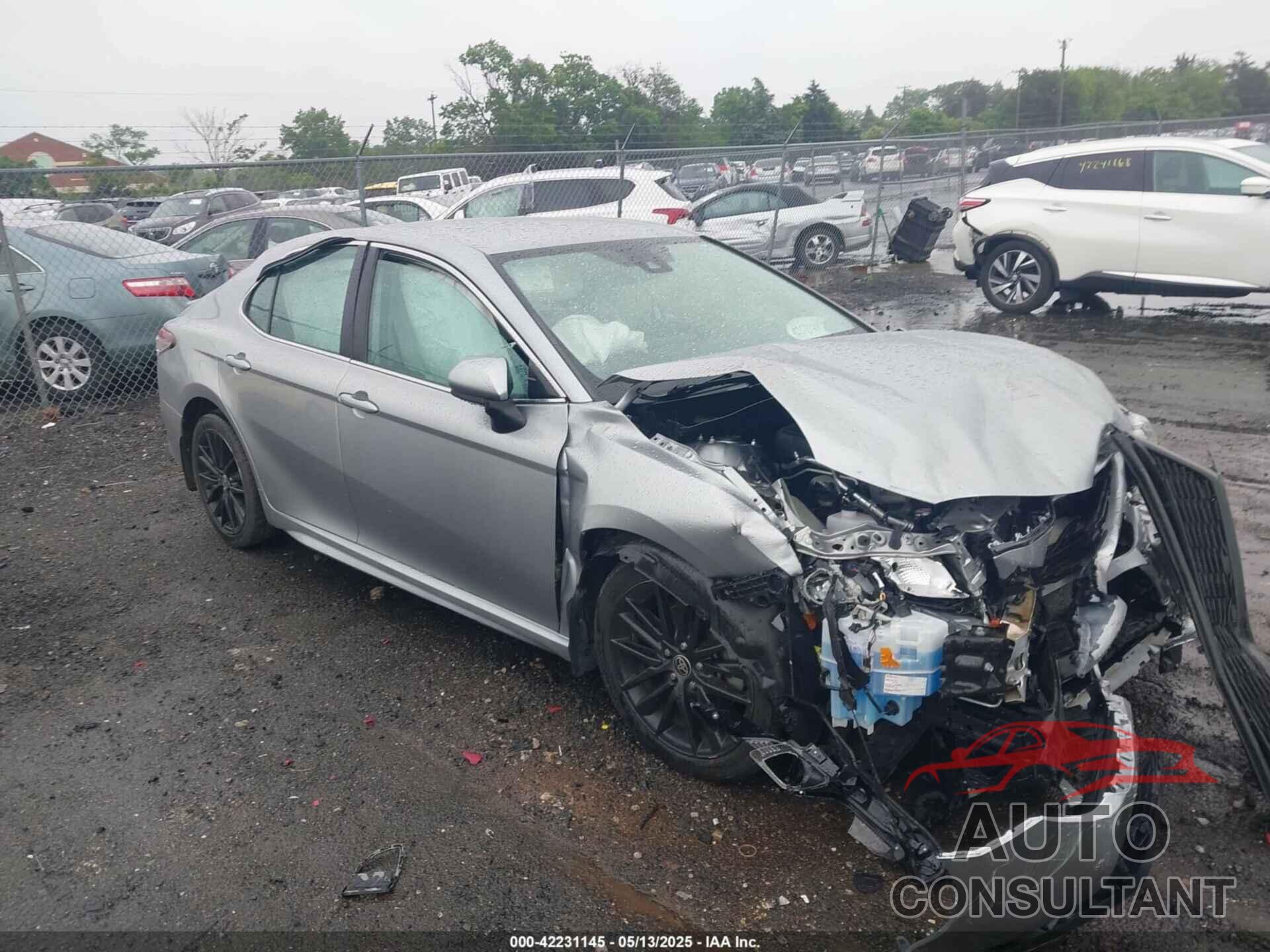 TOYOTA CAMRY 2021 - 4T1G11AK0MU425990