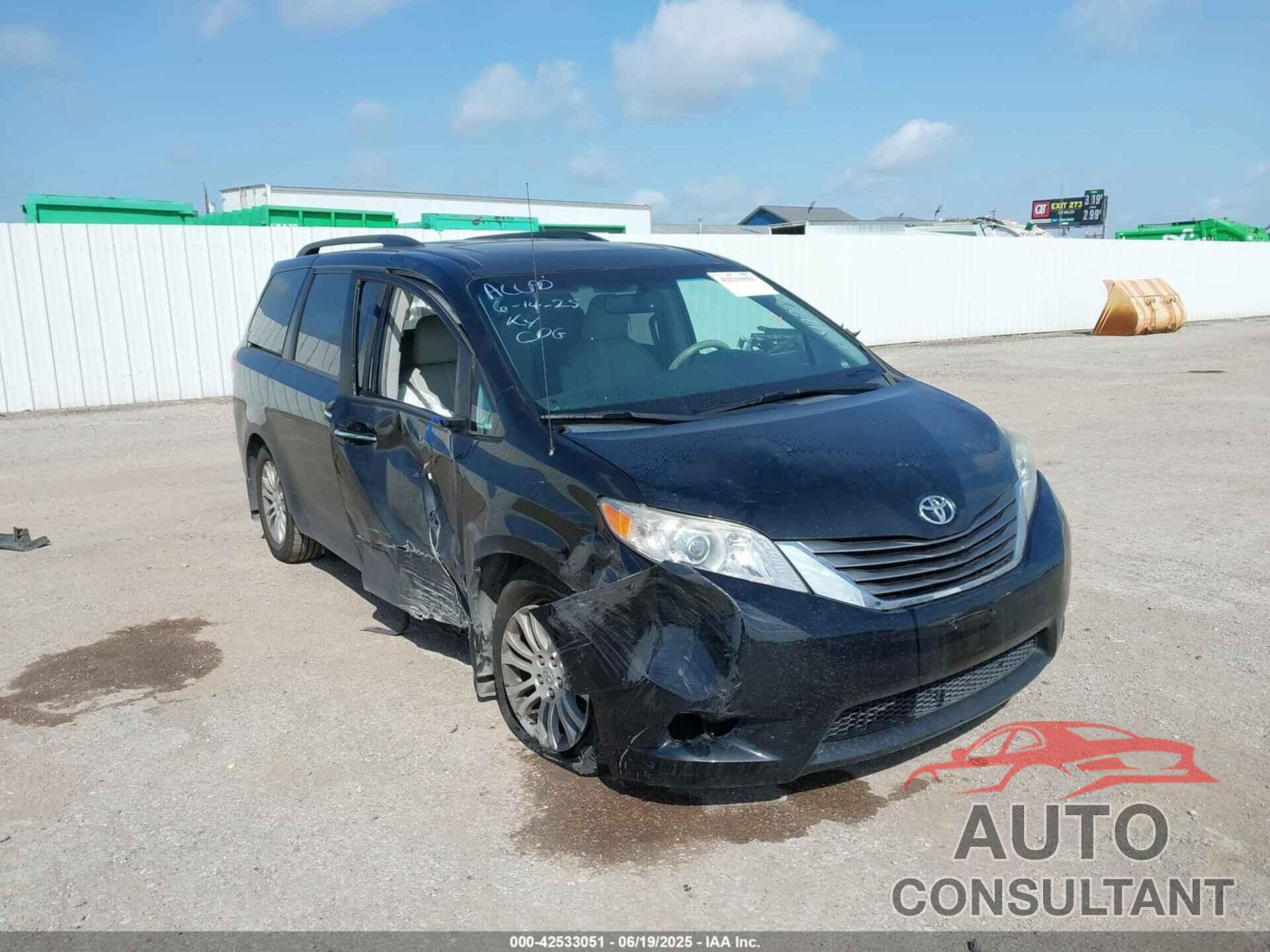 TOYOTA SIENNA 2013 - 5TDYK3DC0DS329223