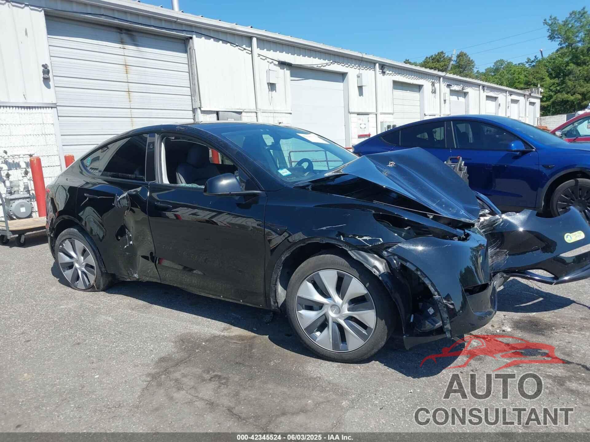 TESLA MODEL Y 2023 - 7SAYGAEE4PF918812