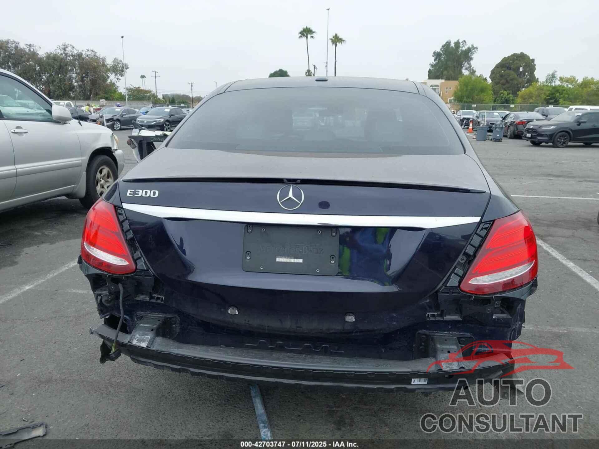 MERCEDES-BENZ E 300 2017 - WDDZF4JB2HA034692