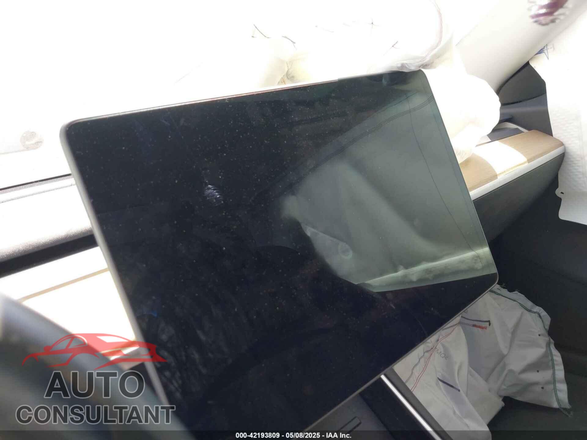 TESLA MODEL 3 2018 - 5YJ3E1EA3JF163654